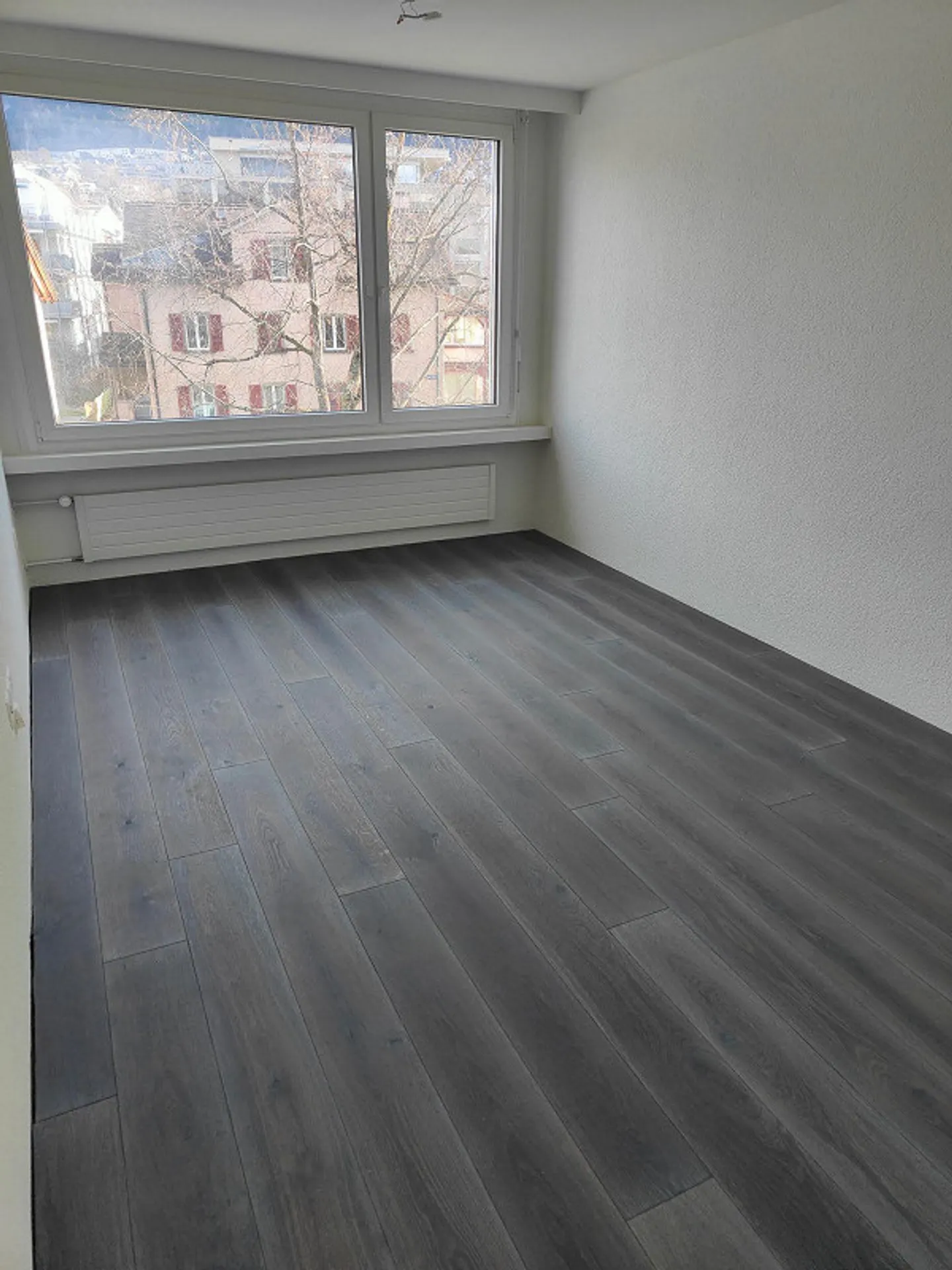 Stylish Living in the Popular Lacuna Quarter - Photo 19 of 22