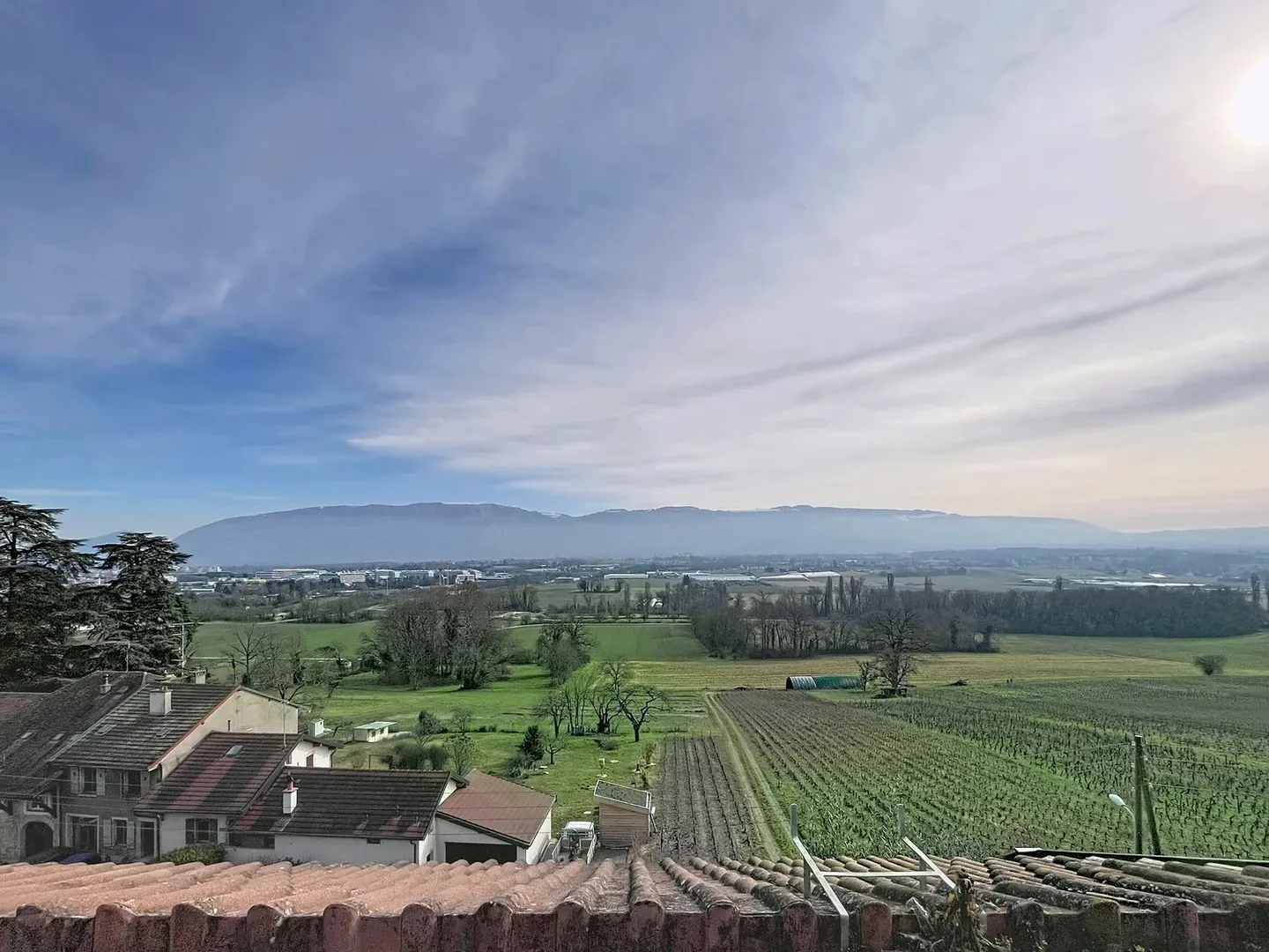 Charming Top-Floor Apartment - Photo 1 of 11