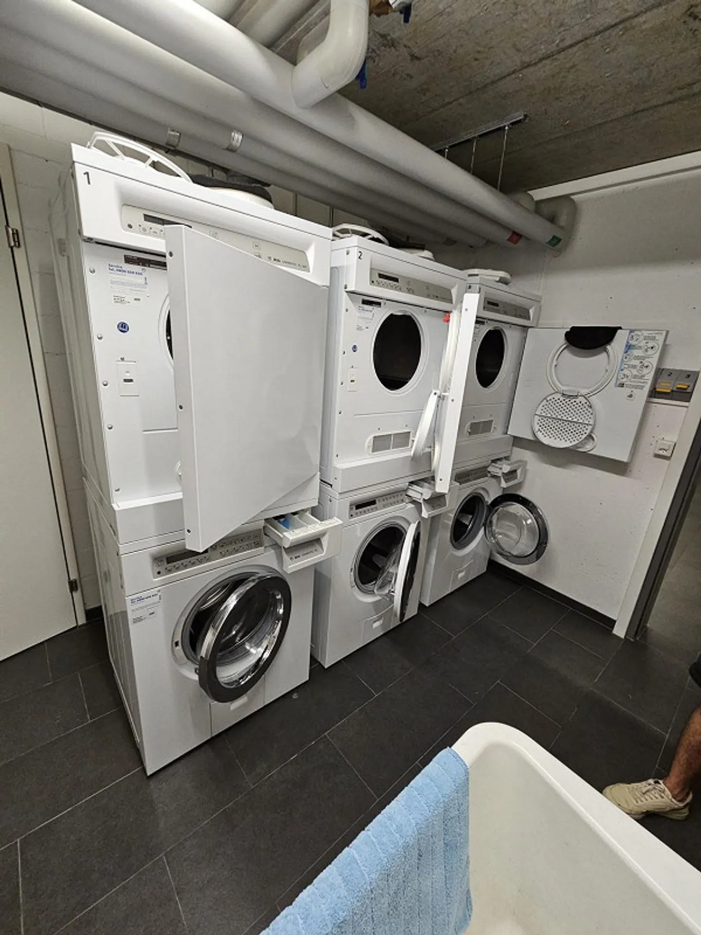 Moderne Wohnung mit Balkon - Foto 9 von 9