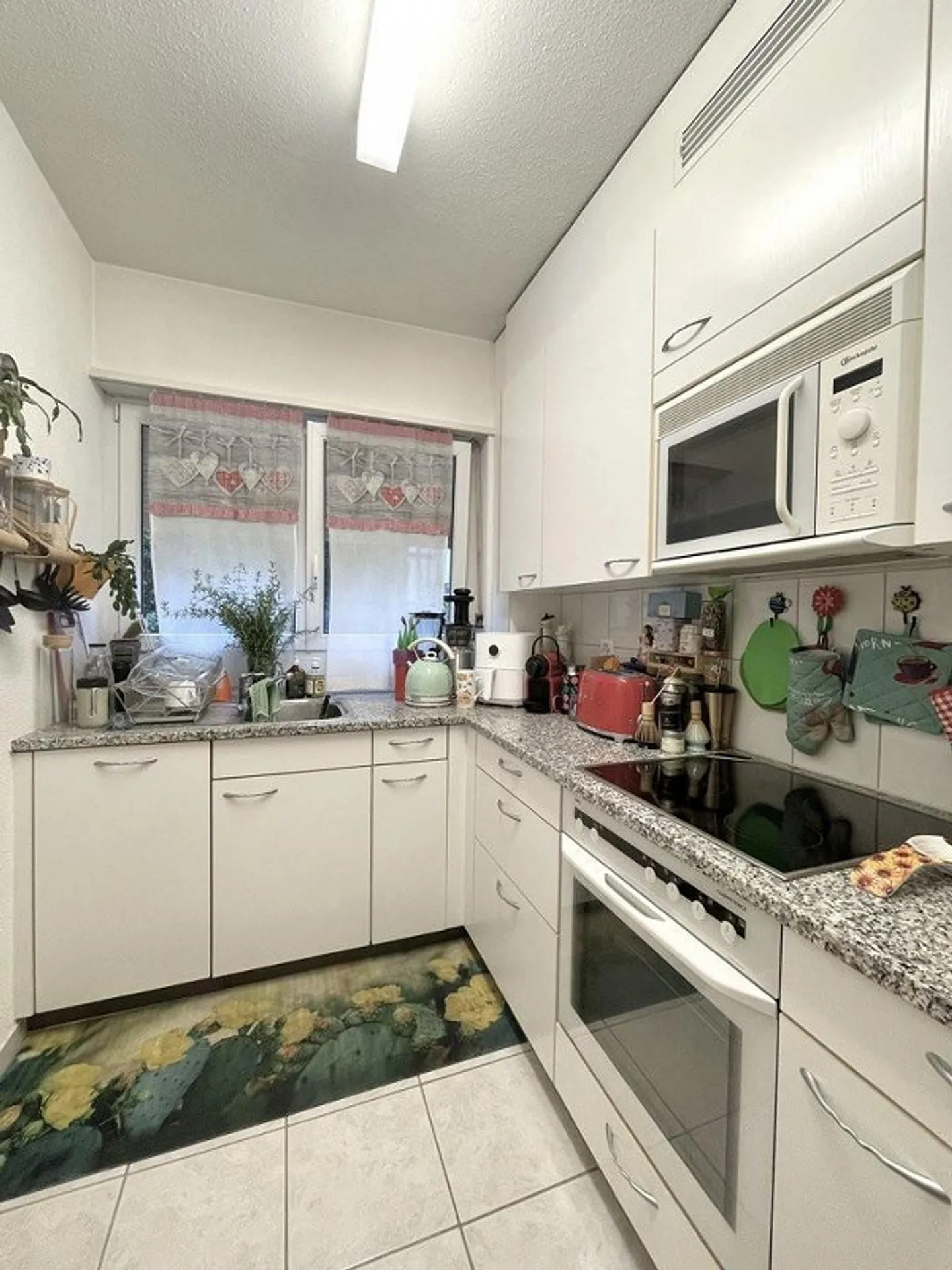 Bijou au Zürichberg, appartement moderne avec coin salon dans le jardin - Photo 7 sur 7