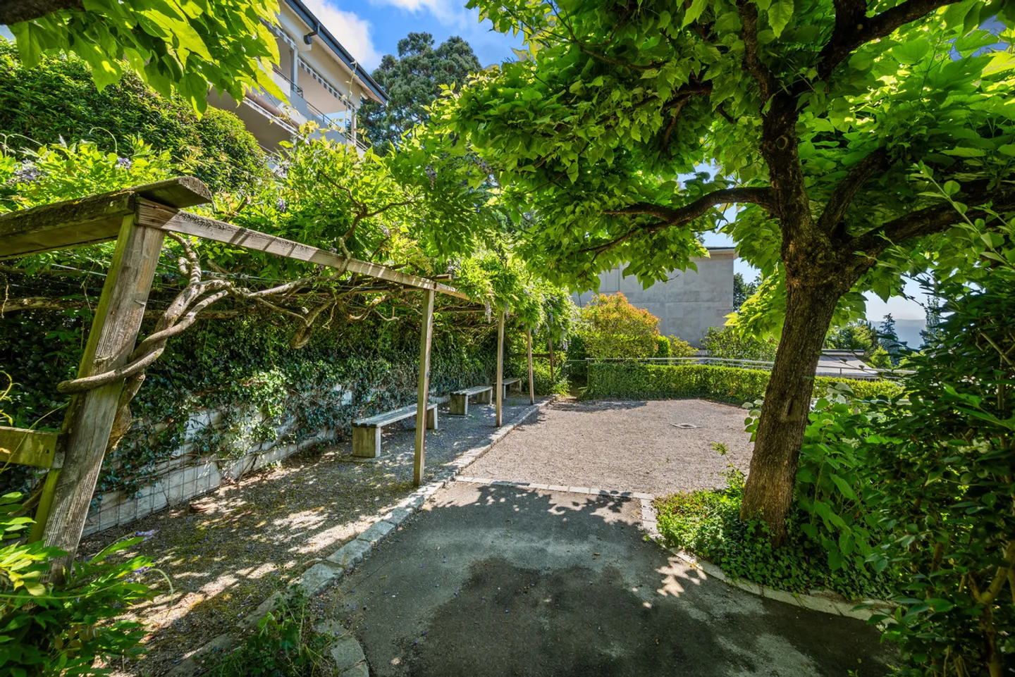 Appartement Charmant avec Jardin - Photo 3 sur 4