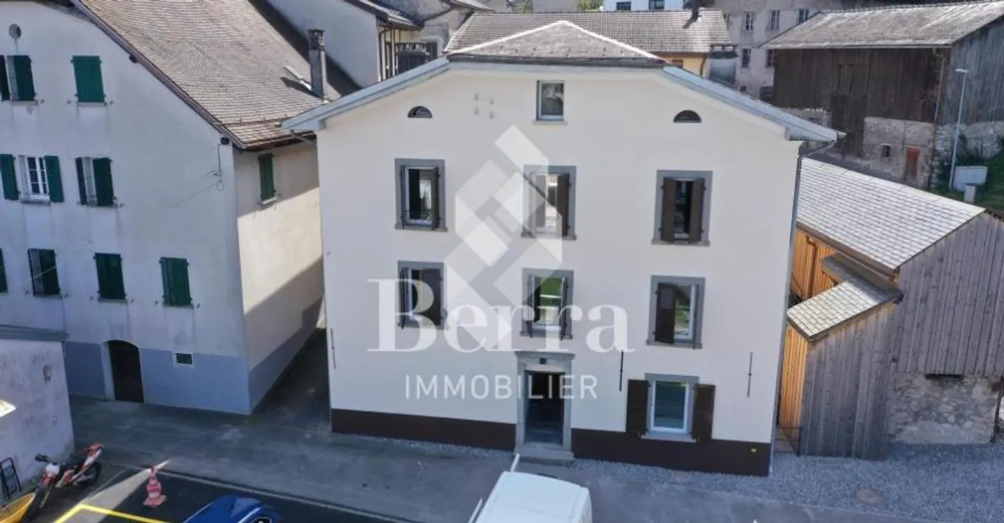 Duplex mit 4,5 Zimmern + Grundstück von 405 m2 - Foto 8 von 13