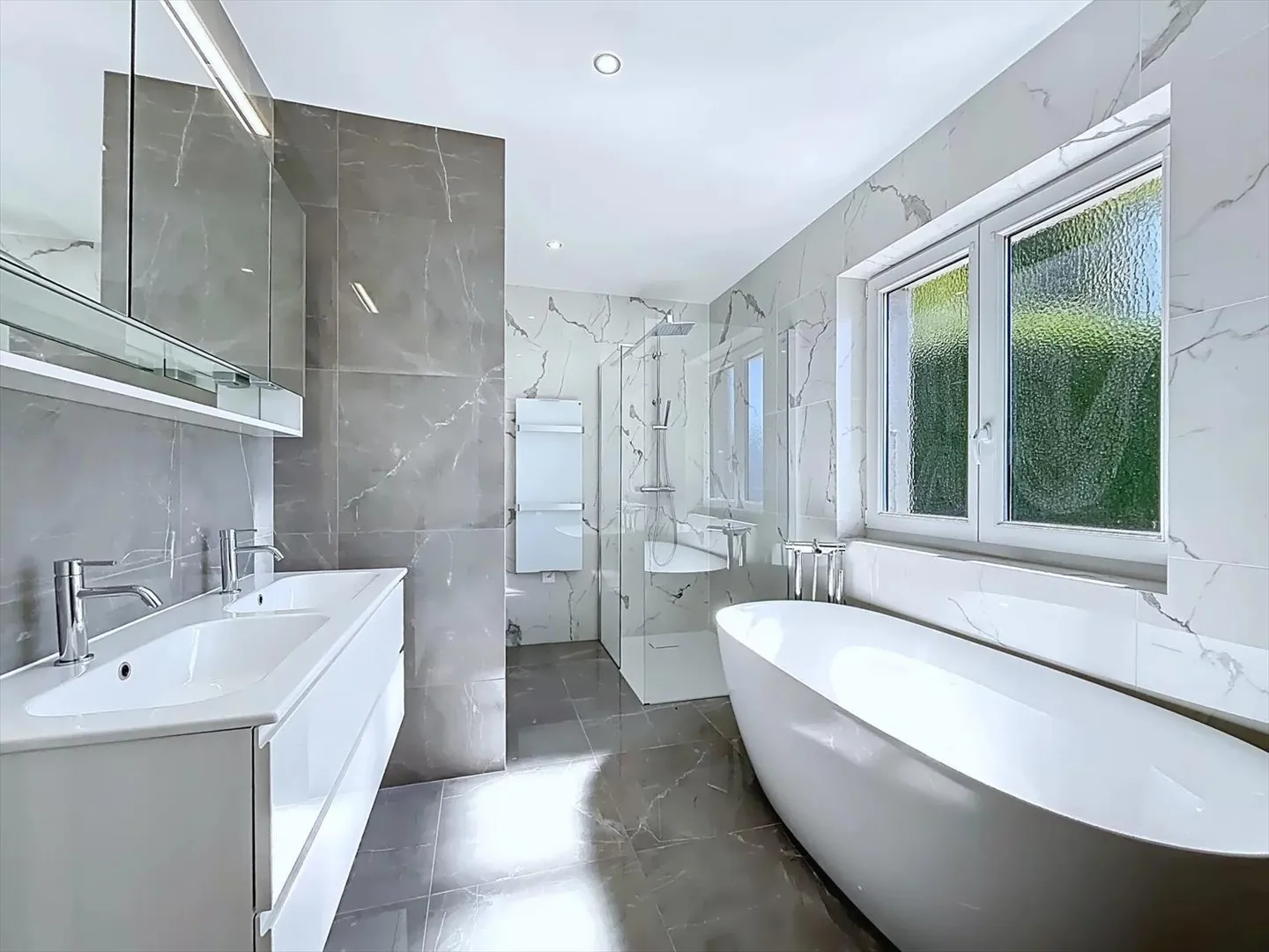 Prächtige und helle Einzelvilla! - Foto 7 von 13