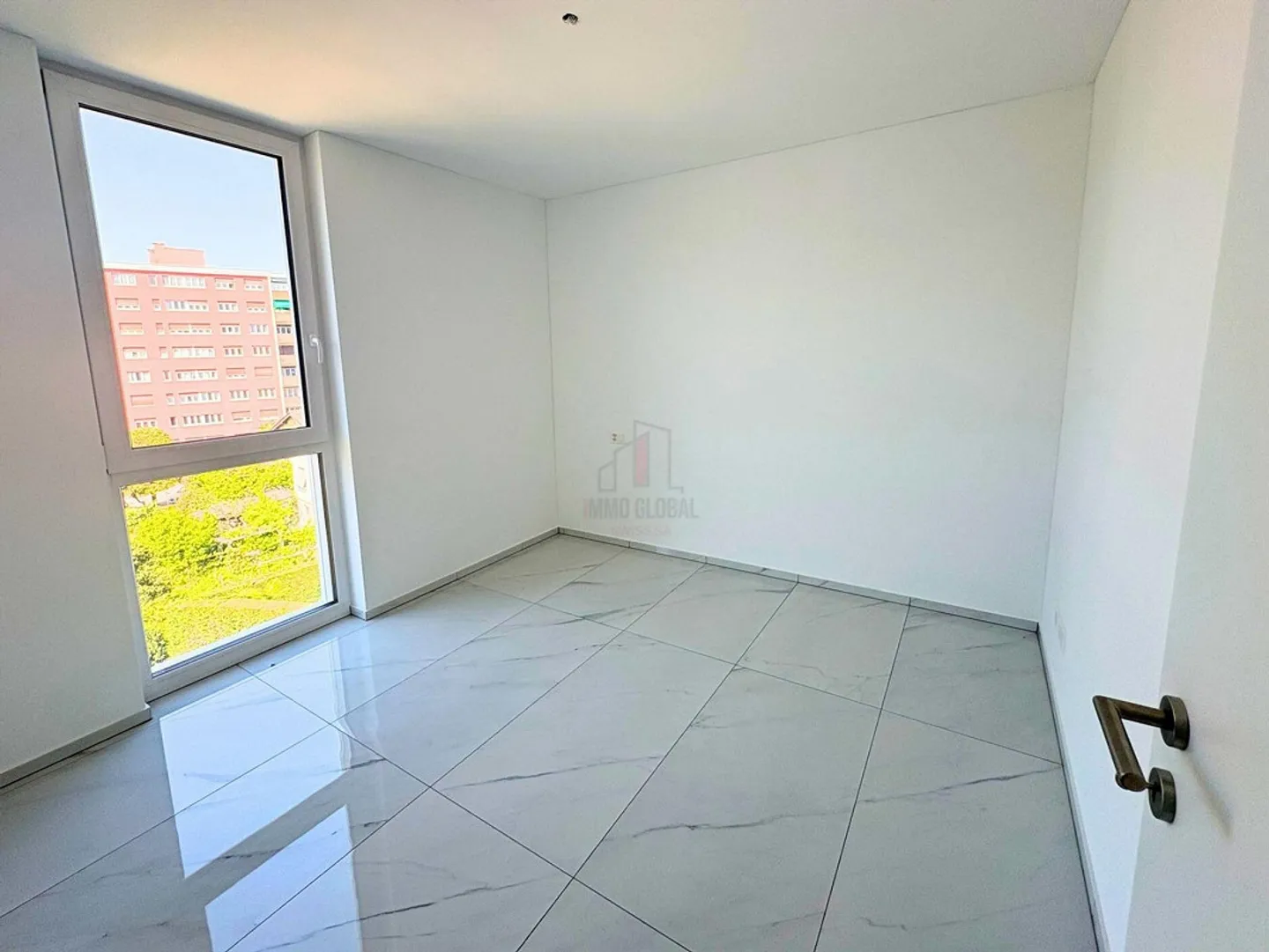 DESING, LUCE NATURALE E CONFORT MODERNO - Foto 9 di 11