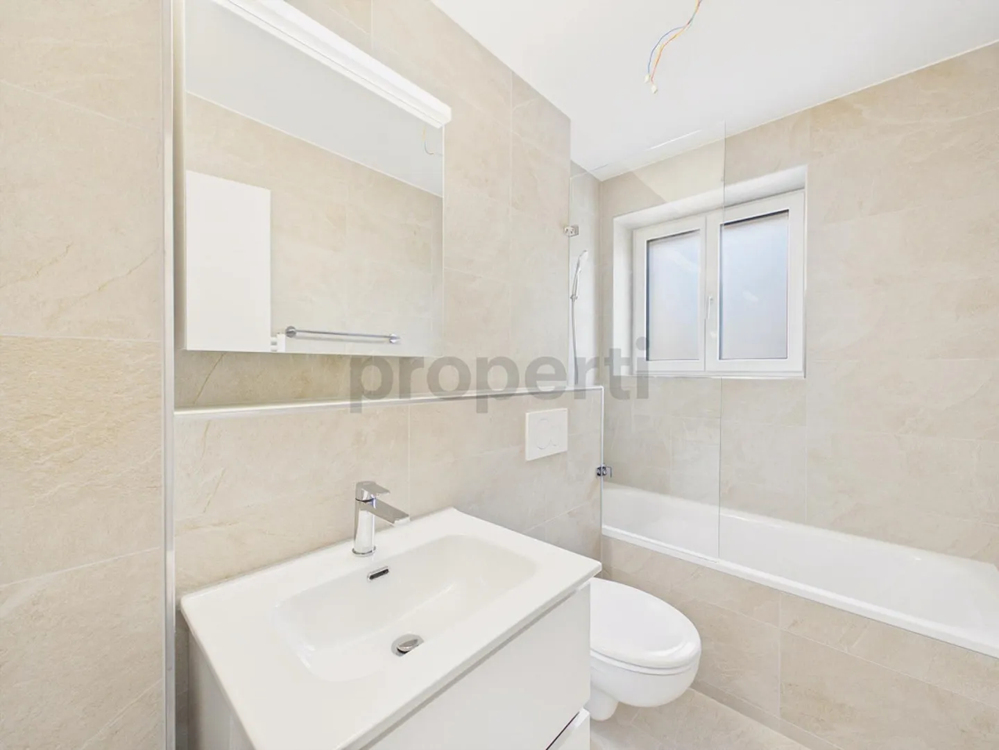 Appartement 3.5 pièces rénové de haute qualité en première occupation - Photo 8 sur 11