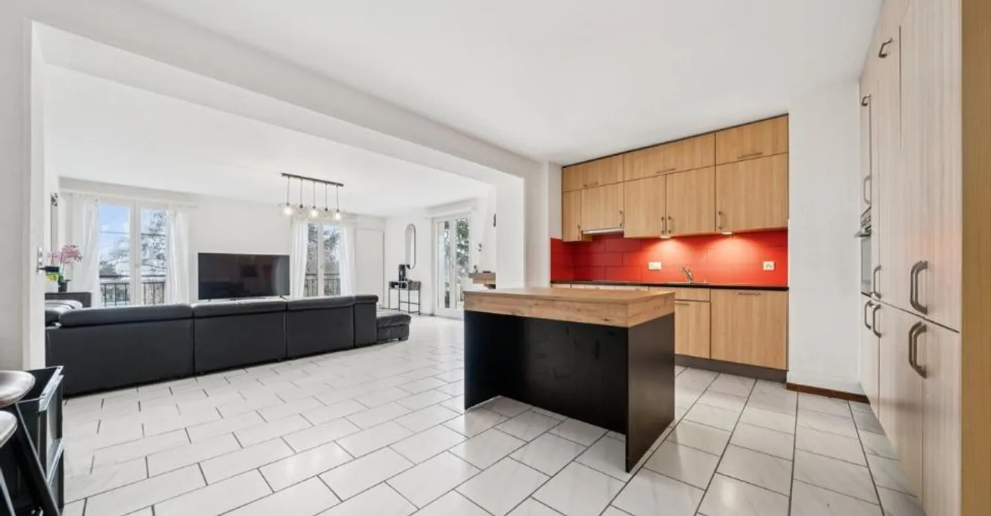 Casa padronale composta da 2 appartamenti - Foto 3 di 11