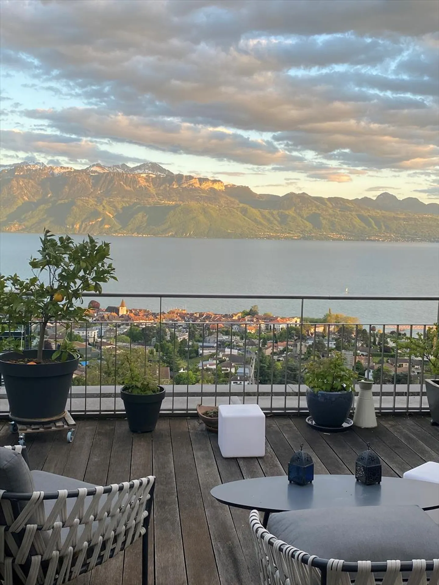 Stunning view! 2.5 room apartment in La Conversion - Photo 4 of 9