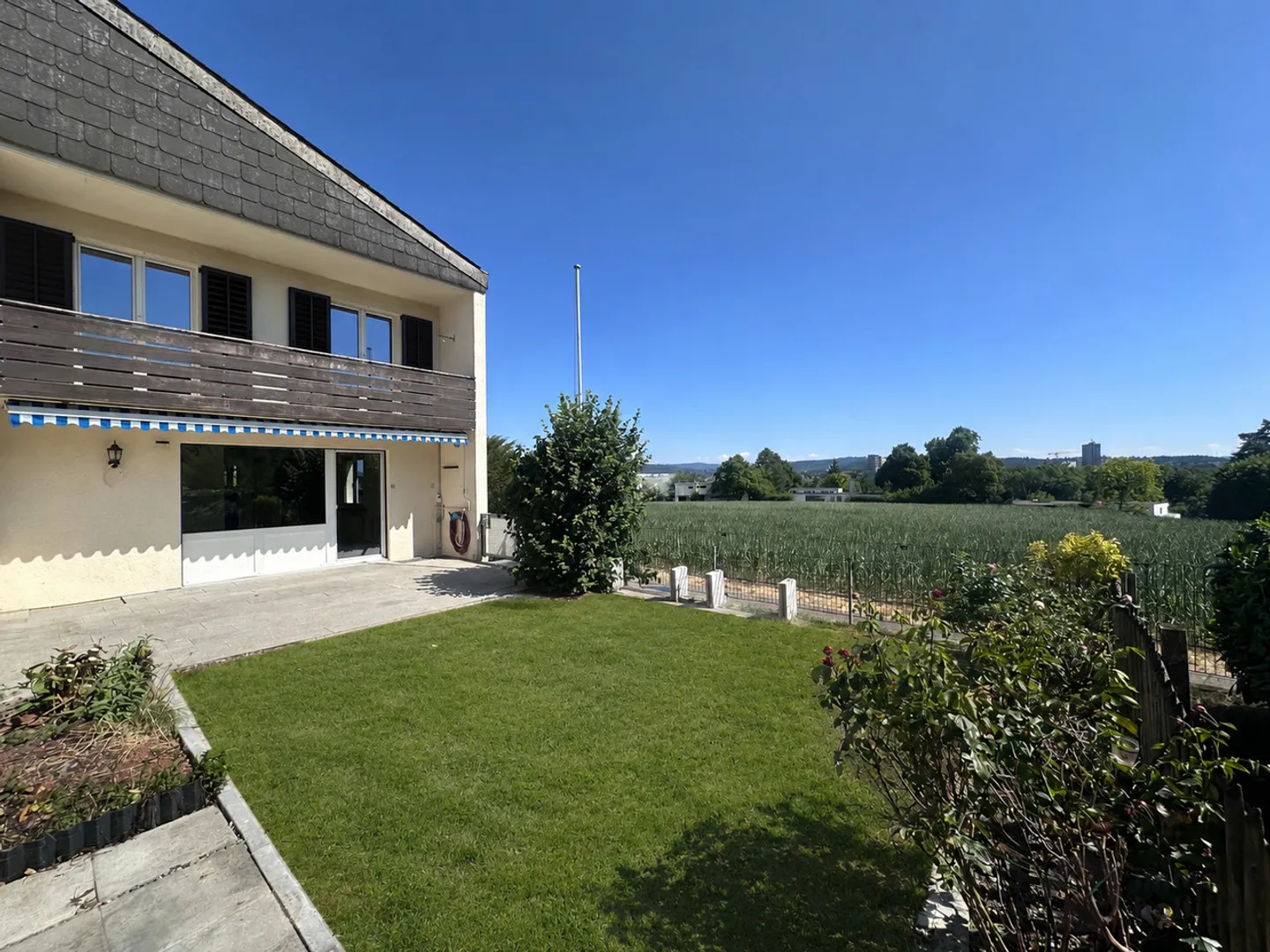 Living quality between nature and proximity to the city - Photo 1 of 14