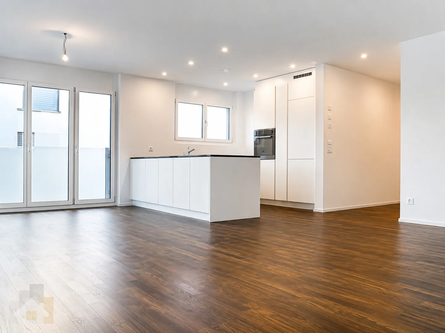 Modern Living Above the Rooftops – Attractive 4.5-Room Apartment with Large Terrace in Bürglen - Photo 1 of 5