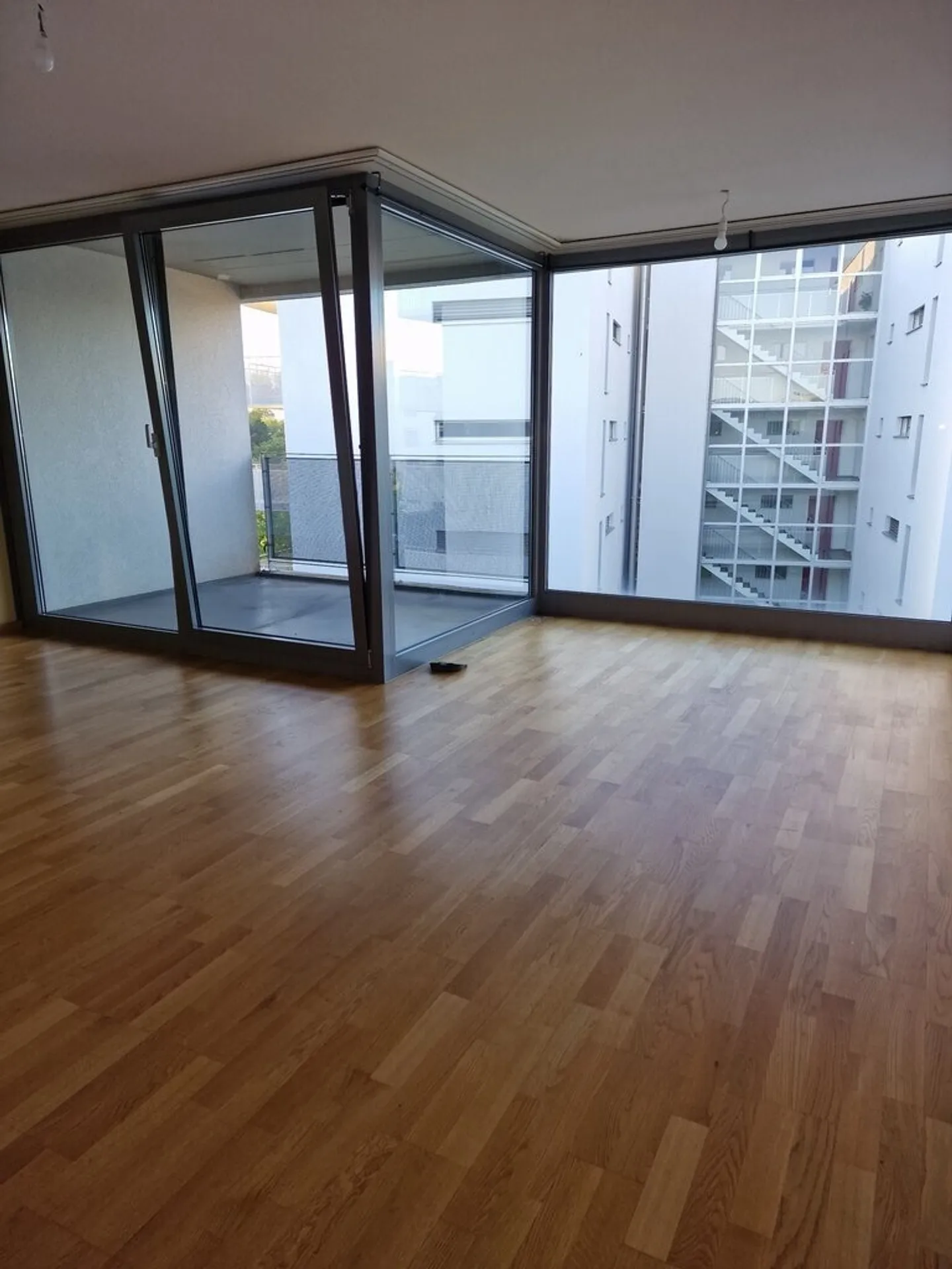 Da afferrare! Sublime duplex in un quartiere tranquillo e verdeggiante! - Foto 3 di 8