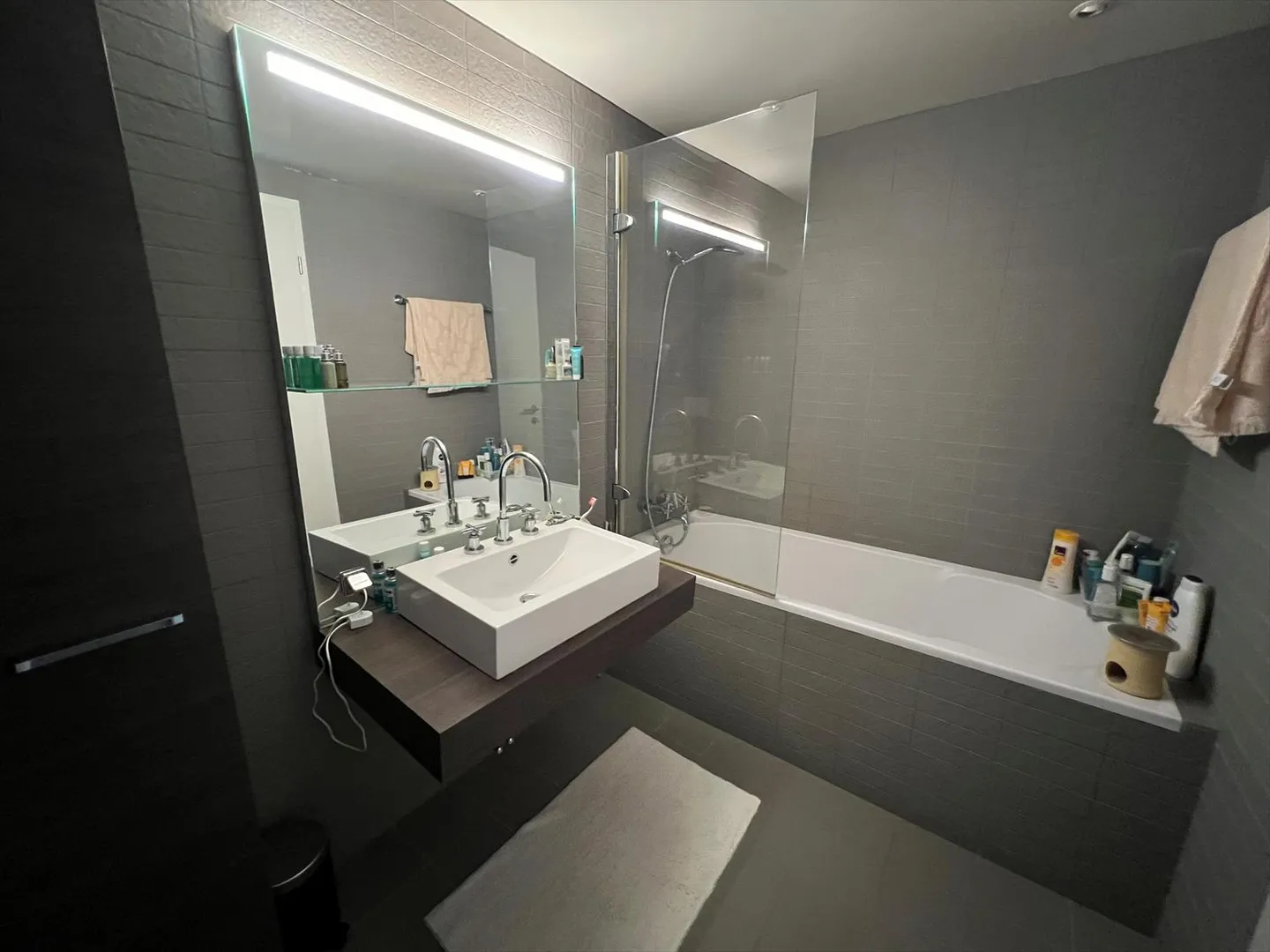 Stunning view! 2.5 room apartment in La Conversion - Photo 9 of 9