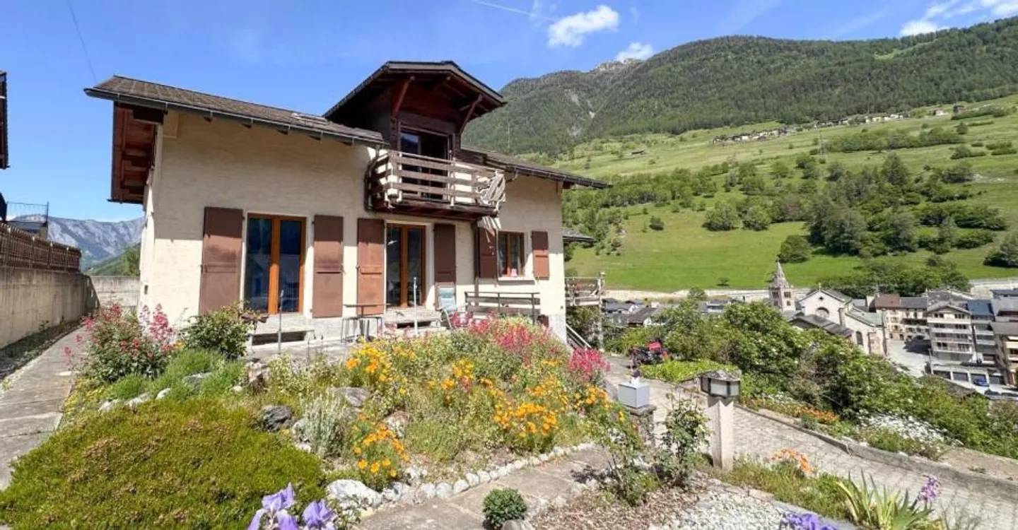 Charming Detached House in Orsières - Photo 10 of 12