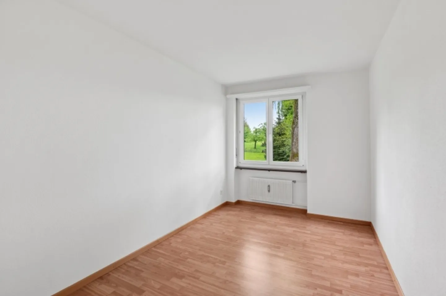 Appartement fraîchement peint, avec sa propre tour de lavage à louer à Huttwil ! - Photo 4 sur 10