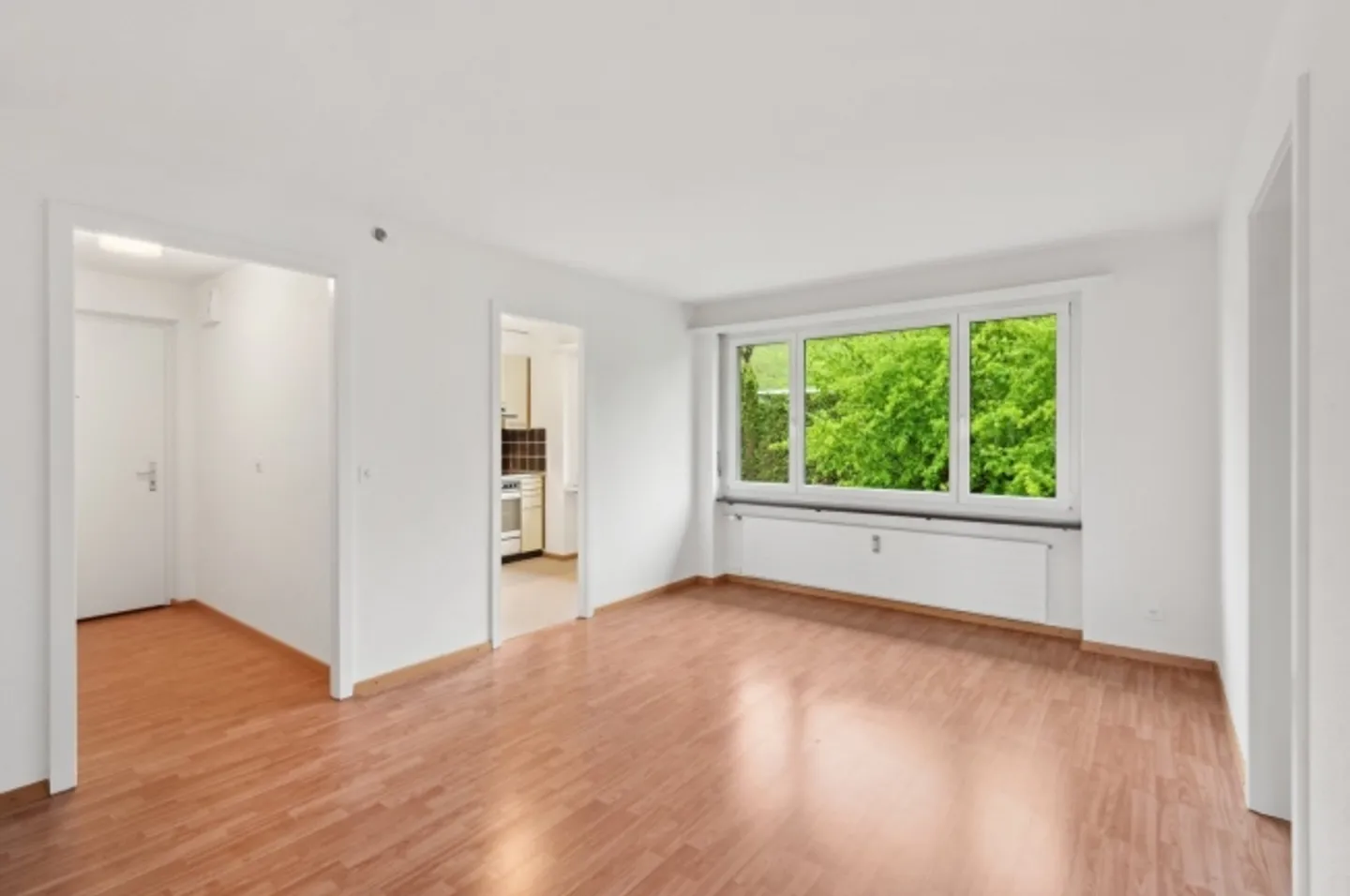 Appartement fraîchement peint, avec sa propre tour de lavage à louer à Huttwil ! - Photo 6 sur 10