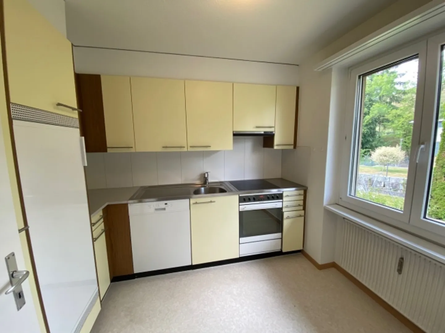 Appartement fraîchement peint, avec sa propre tour de lavage à louer à Huttwil ! - Photo 9 sur 10