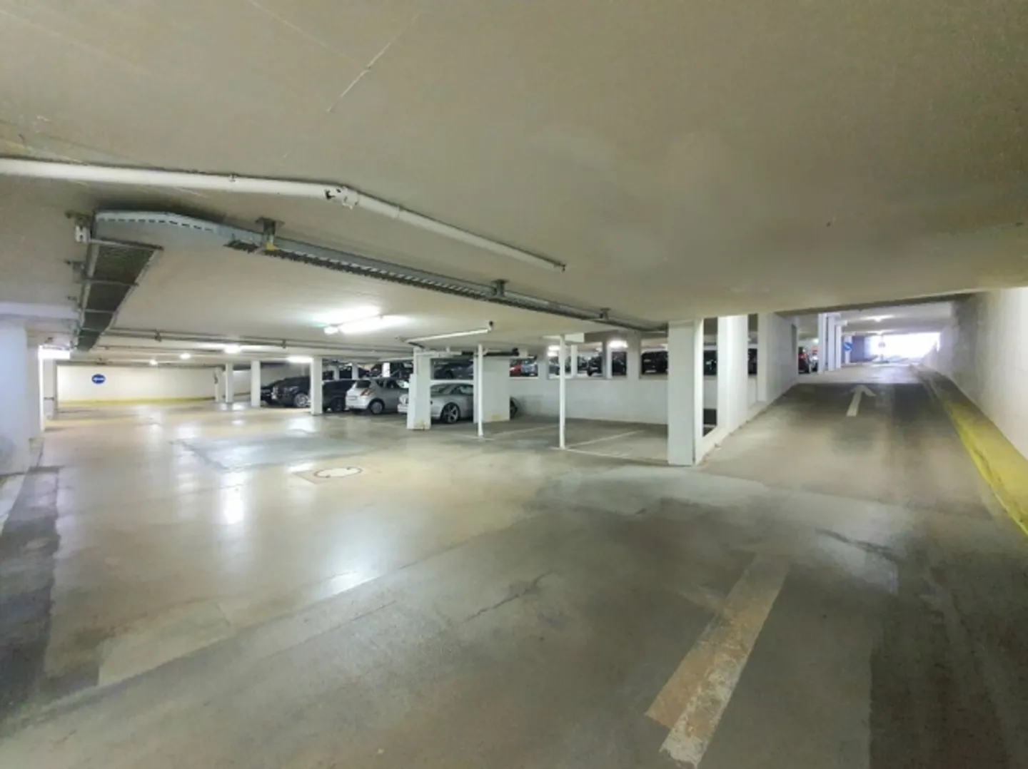 Underground parking spaces in a central location in Sursee - Photo 2 of 3
