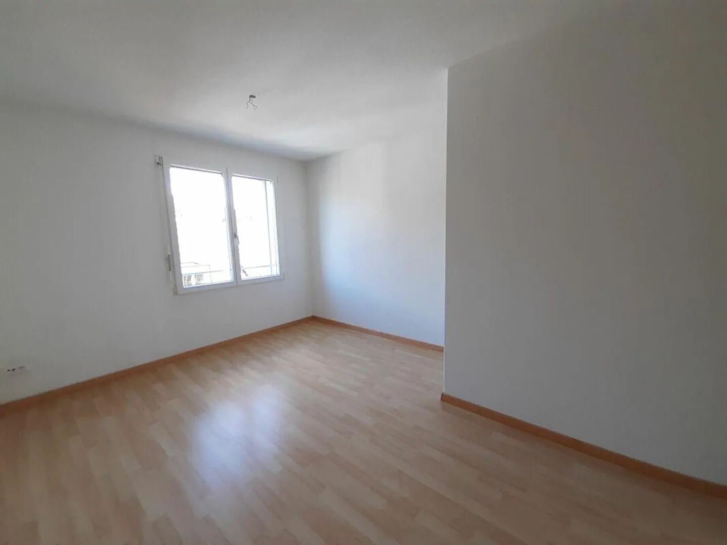 Appartamento mansardato di 4 1/2 stanze - Foto 10 di 12