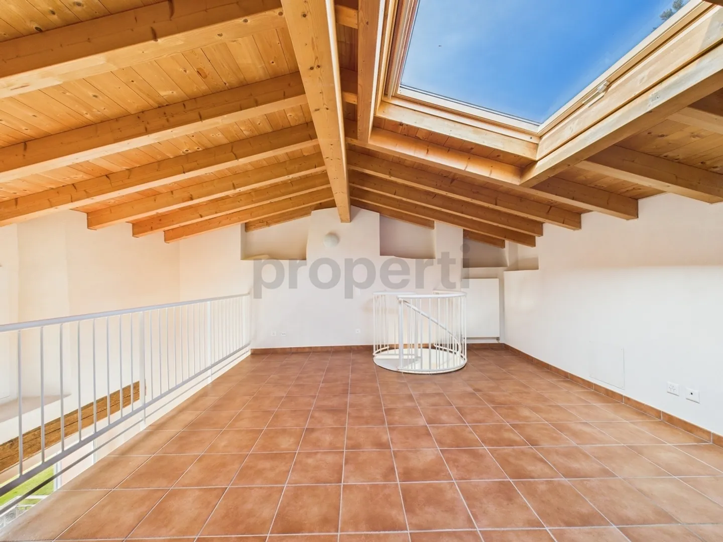 Splendida villa unifamiliare con vista panoramica a Purasca, Canton Ticino - Foto 7 di 13