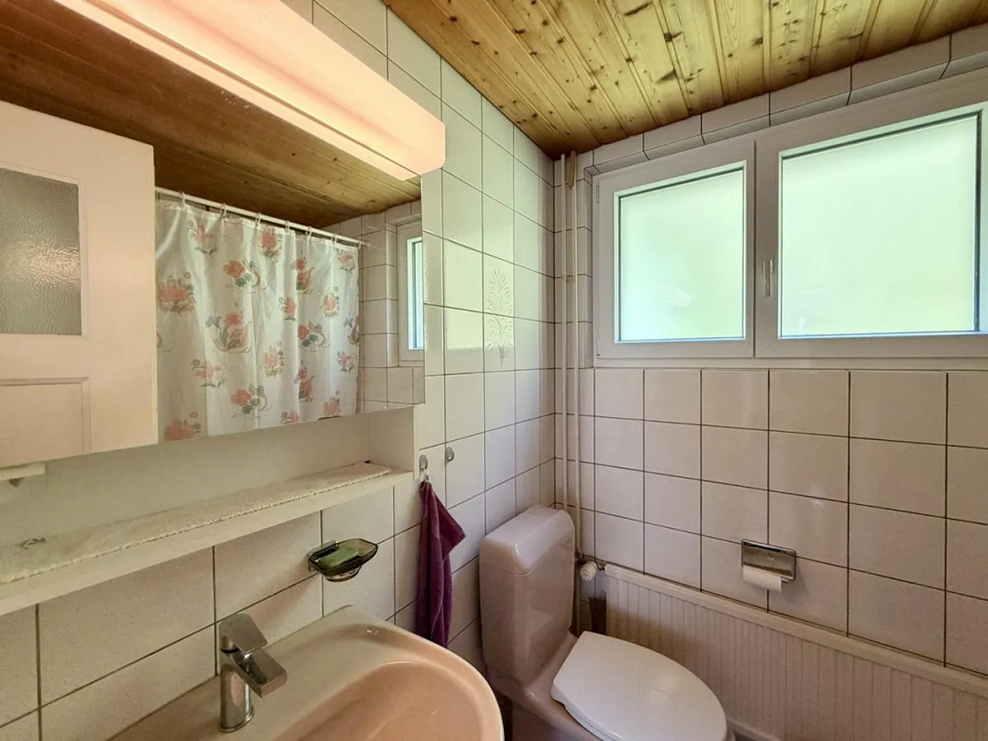 Residential Building - Photo 13 of 26