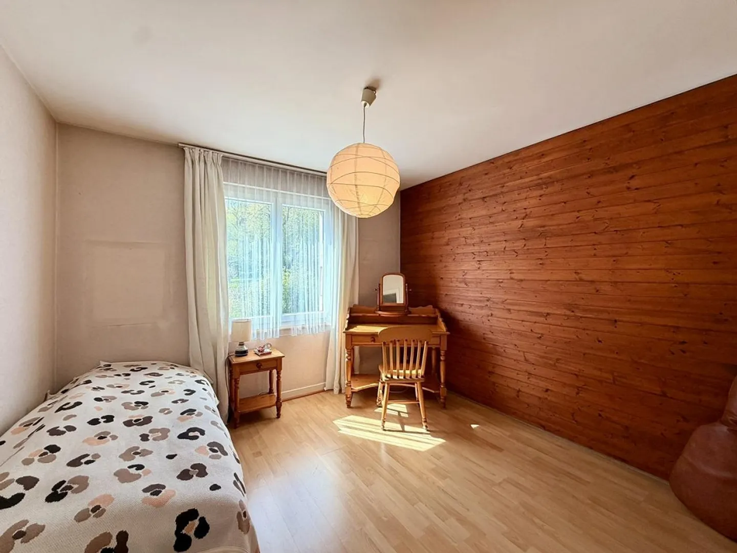Residential Building - Photo 14 of 26