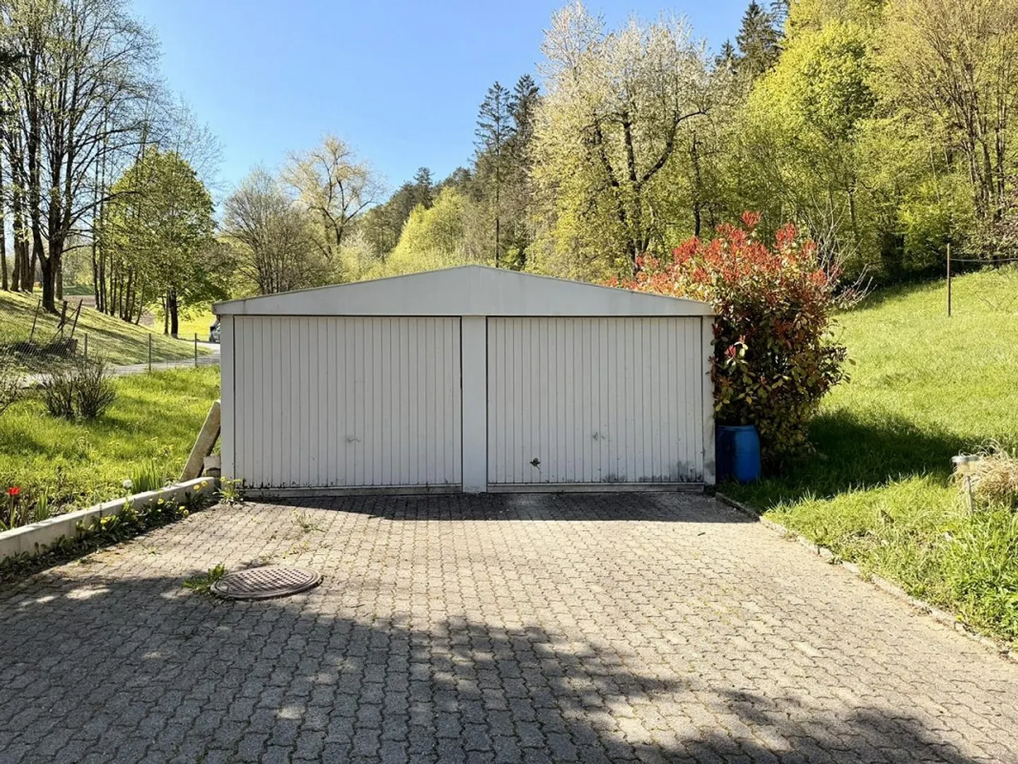 Residential Building - Photo 21 of 26