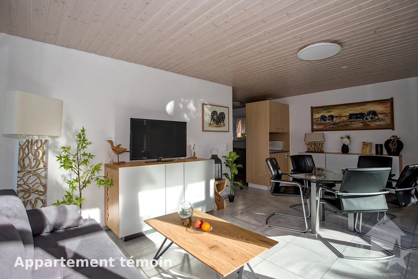 Schöne 4,5-Zimmer-Wohnung im Erdgeschoss eines Chalets - Foto 3 von 21