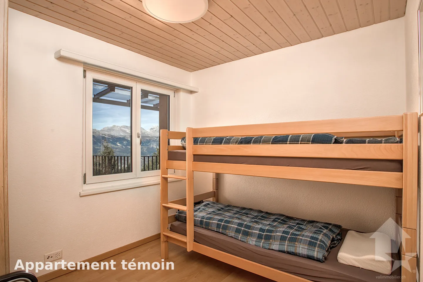 Schöne 4,5-Zimmer-Wohnung im Erdgeschoss eines Chalets - Foto 7 von 21
