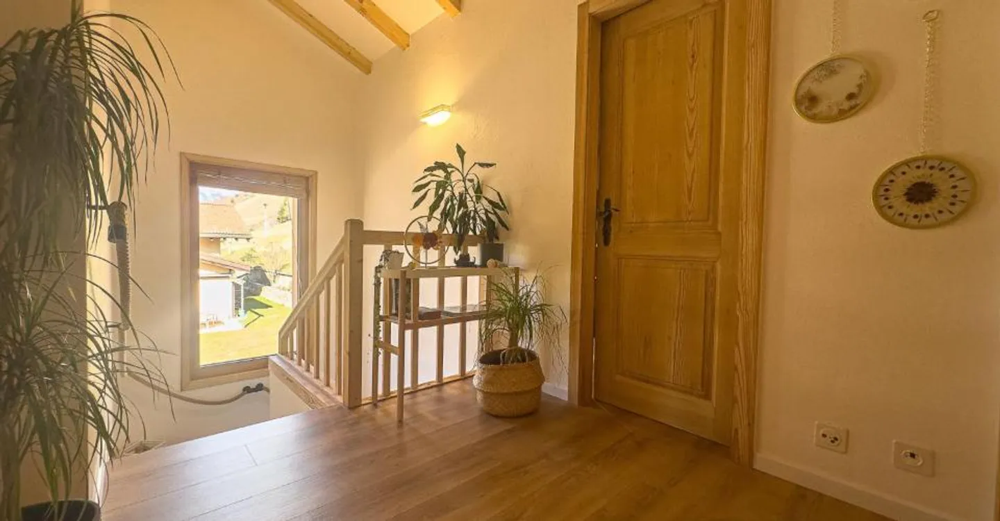 Superb Renovated House - Photo 11 of 12
