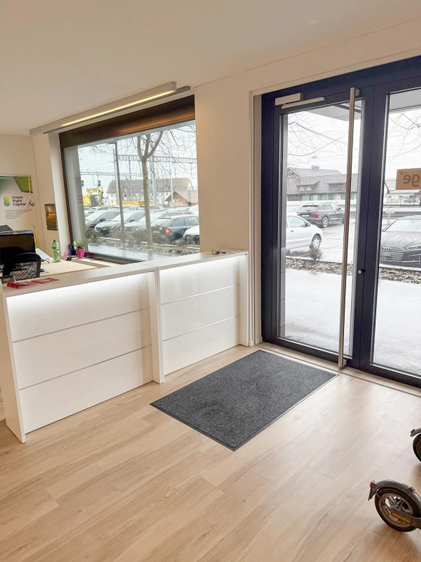 Central. Moderne. Représentatif. Votre nouveau bureau directement à la gare. - Photo 4 sur 15