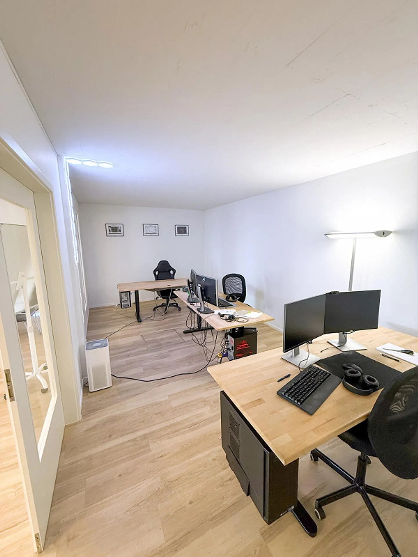 Central. Moderne. Représentatif. Votre nouveau bureau directement à la gare. - Photo 8 sur 15