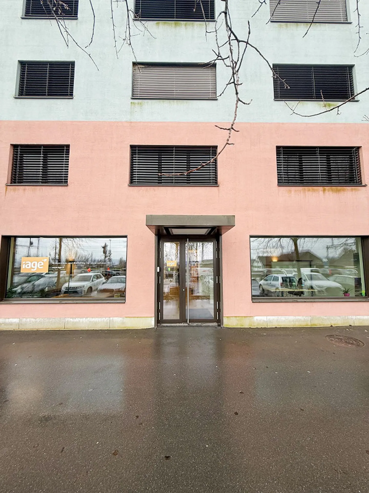 Central. Moderne. Représentatif. Votre nouveau bureau directement à la gare. - Photo 11 sur 15