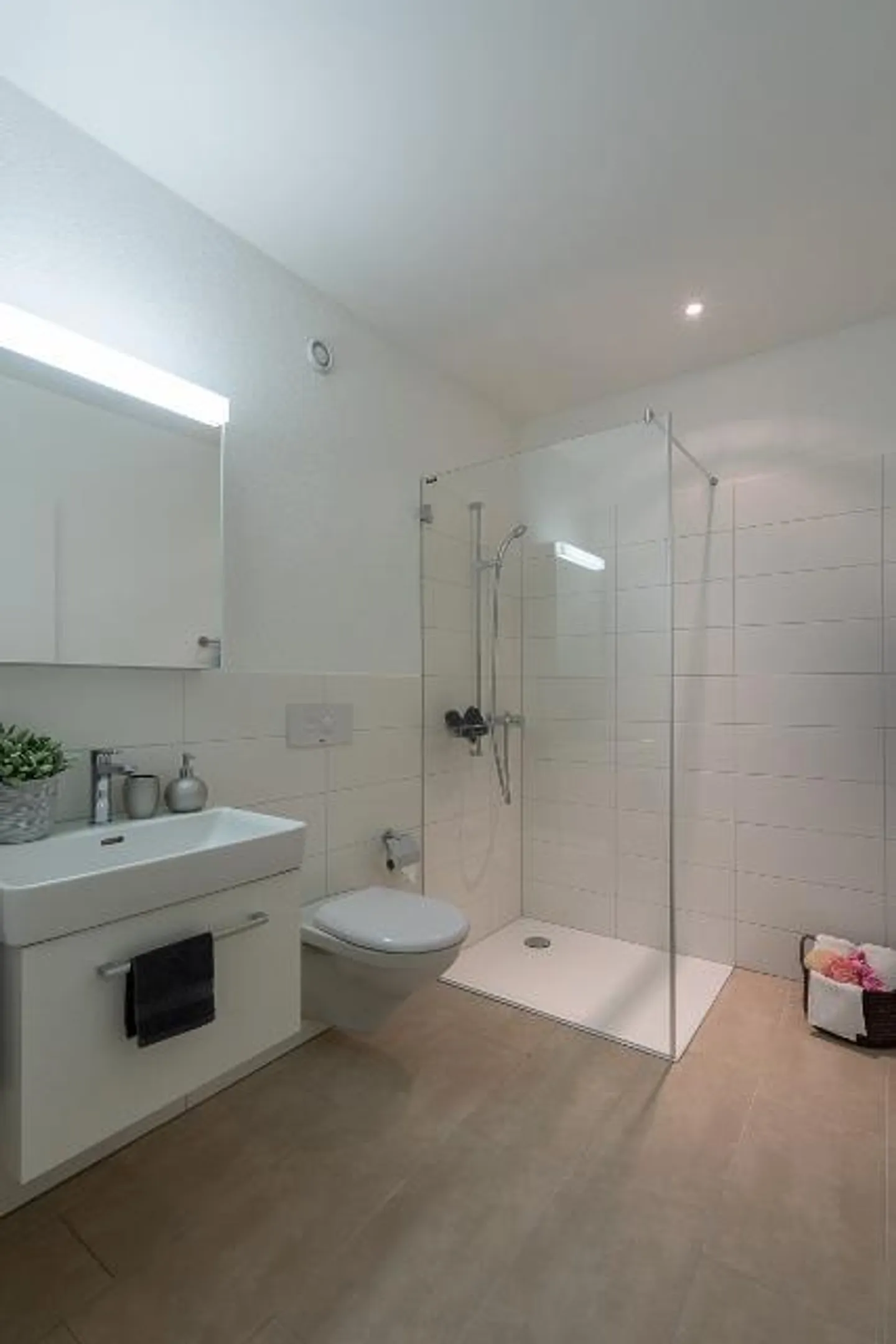 Appartement en duplex moderne et lumineux de 4,5 pièces - Photo 5 sur 9