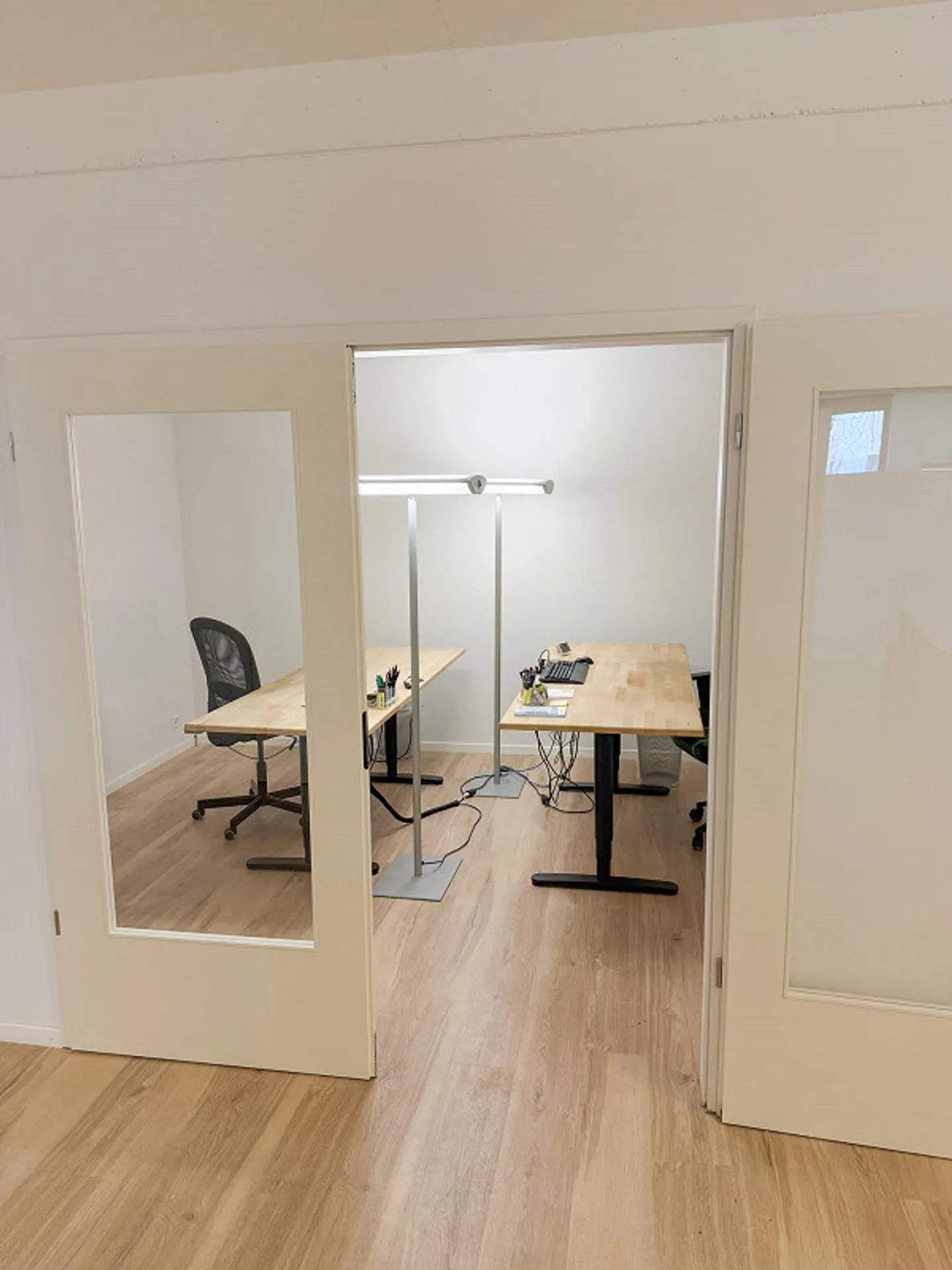 Central. Moderne. Représentatif. Votre nouveau bureau directement à la gare. - Photo 13 sur 15