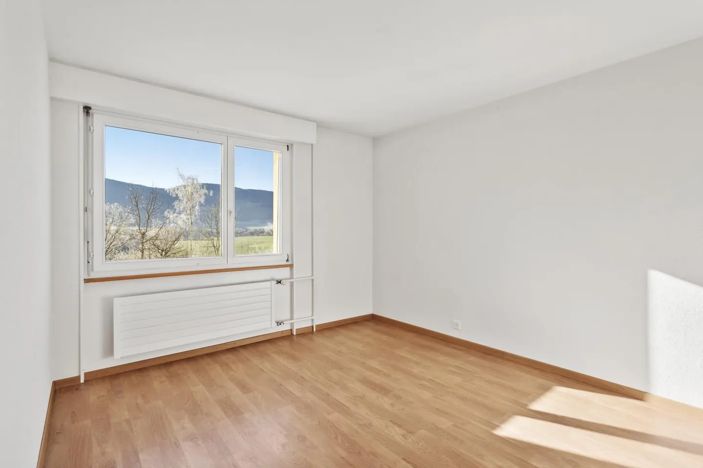 Geräumige Wohnung mit Balkon - Foto 6 von 8