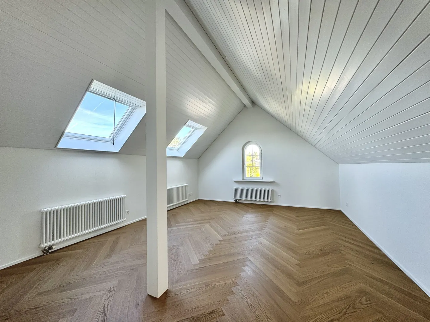 Spacious Living in a Popular Location - Photo 10 of 10