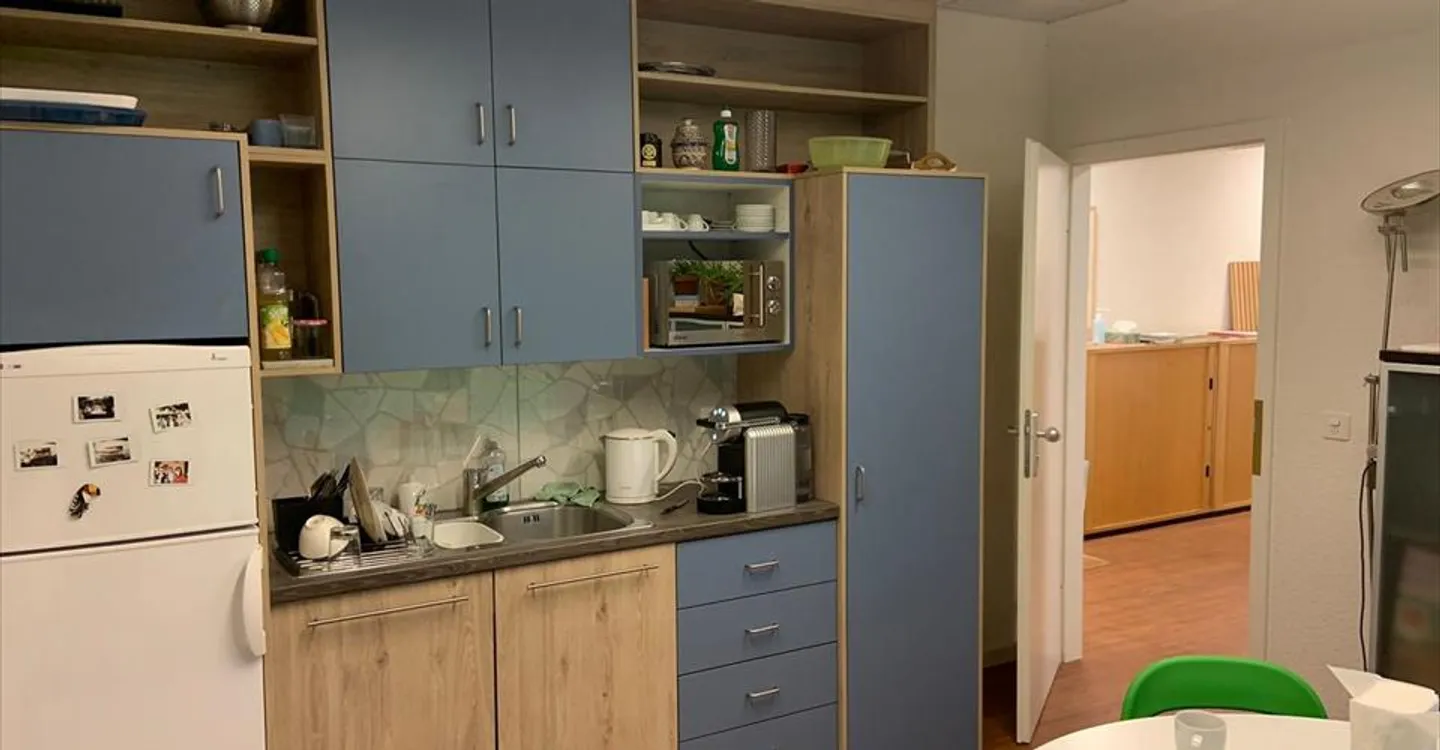 Office space for rent - Photo 6 of 9