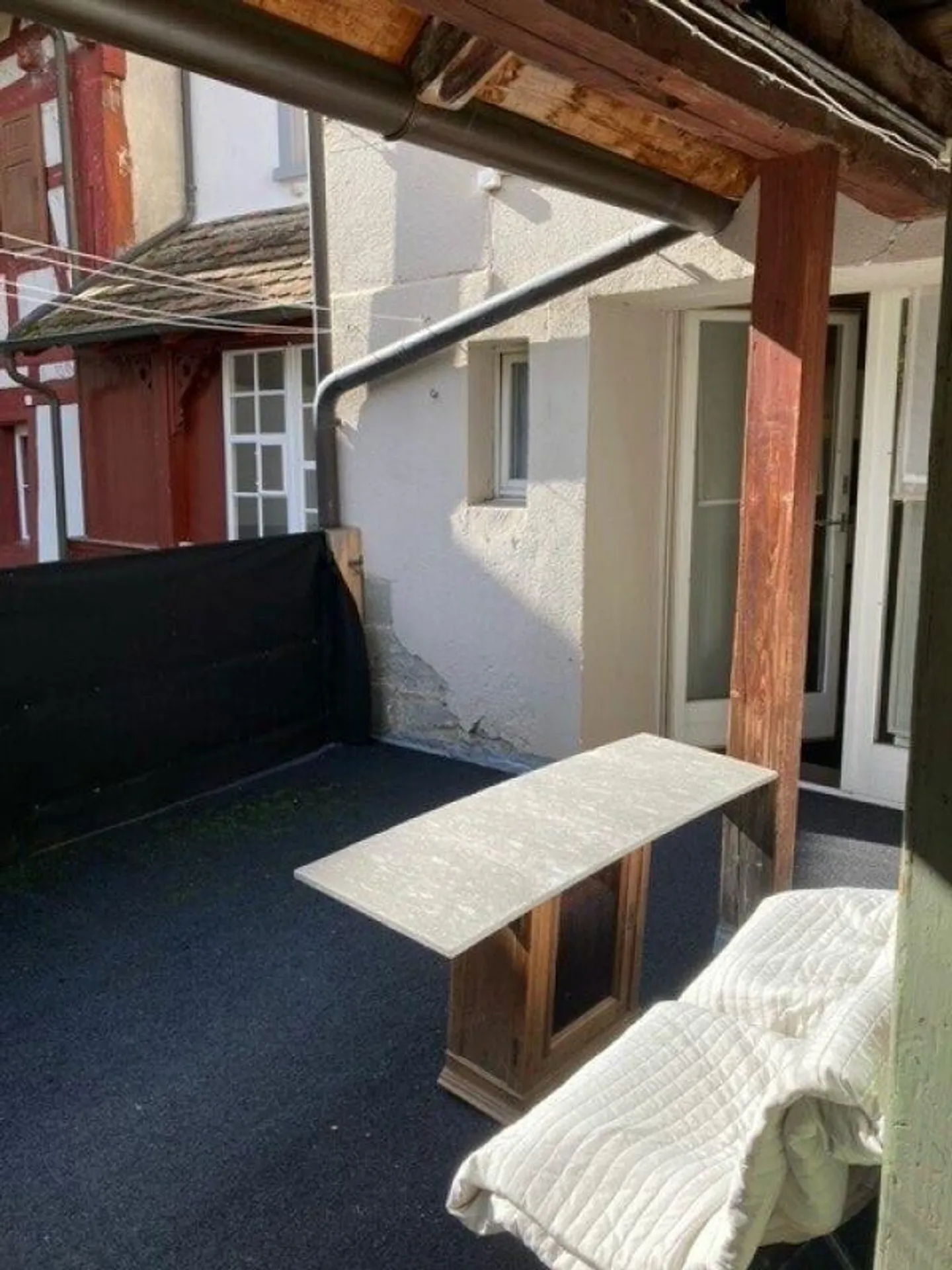 Petite maison d'hôtes meublée de 3 pièces (Sans cuisine !) - Photo 8 sur 8