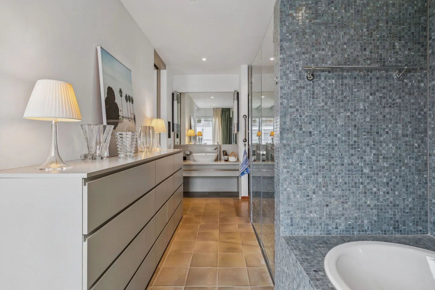 Appartement en attique spacieux de 3,5 pièces à Zumikon ! - Photo 6 sur 9