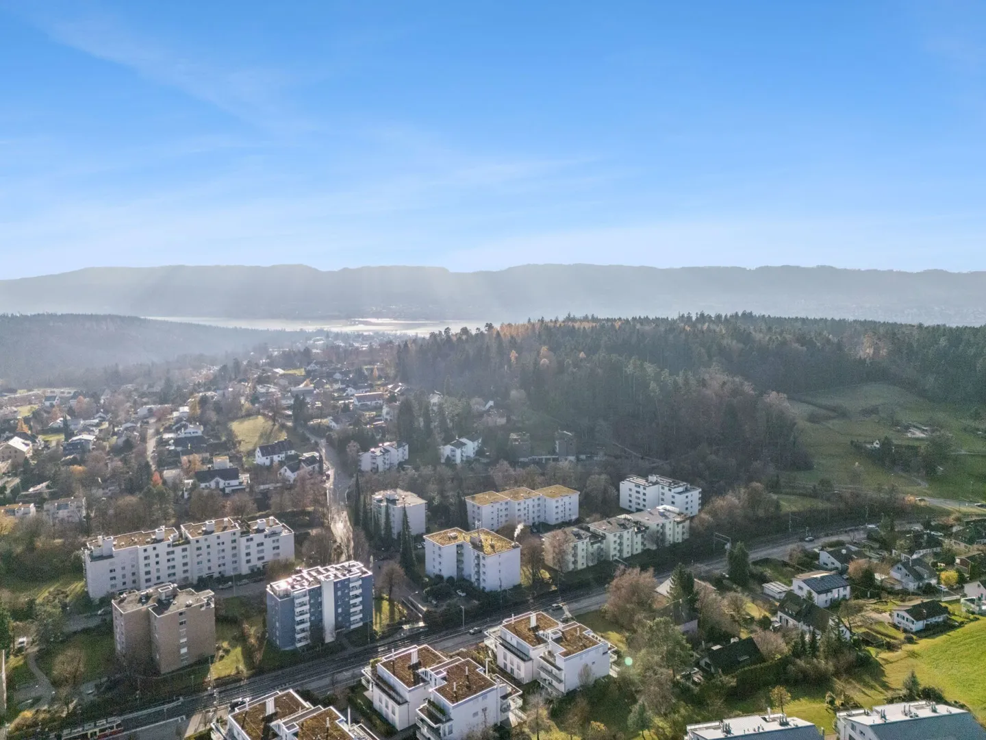 Appartement en attique spacieux de 3,5 pièces à Zumikon ! - Photo 7 sur 9