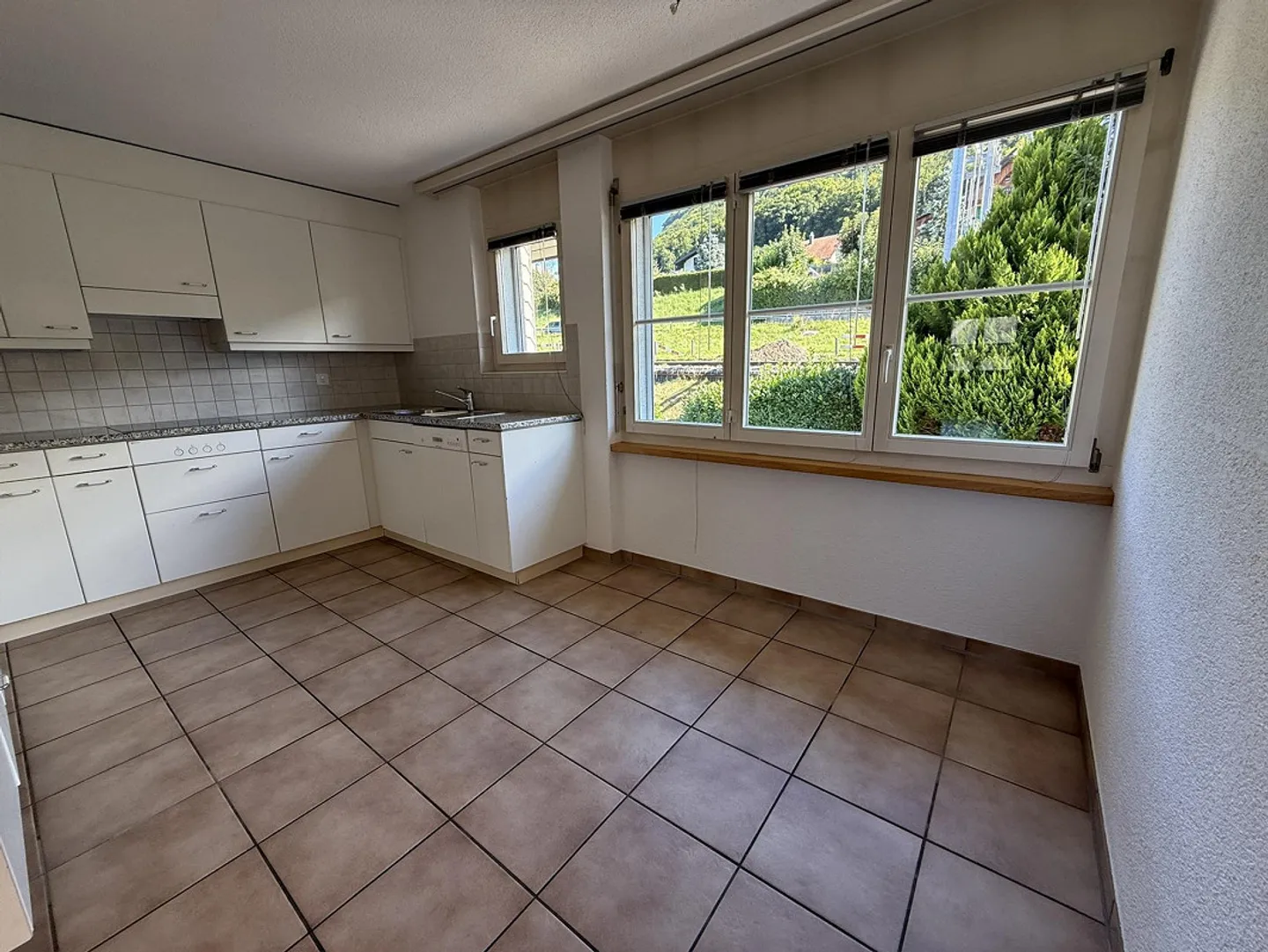 Appartamento accogliente e luminoso di 4,5 stanze a Heimberg - Foto 1 di 13