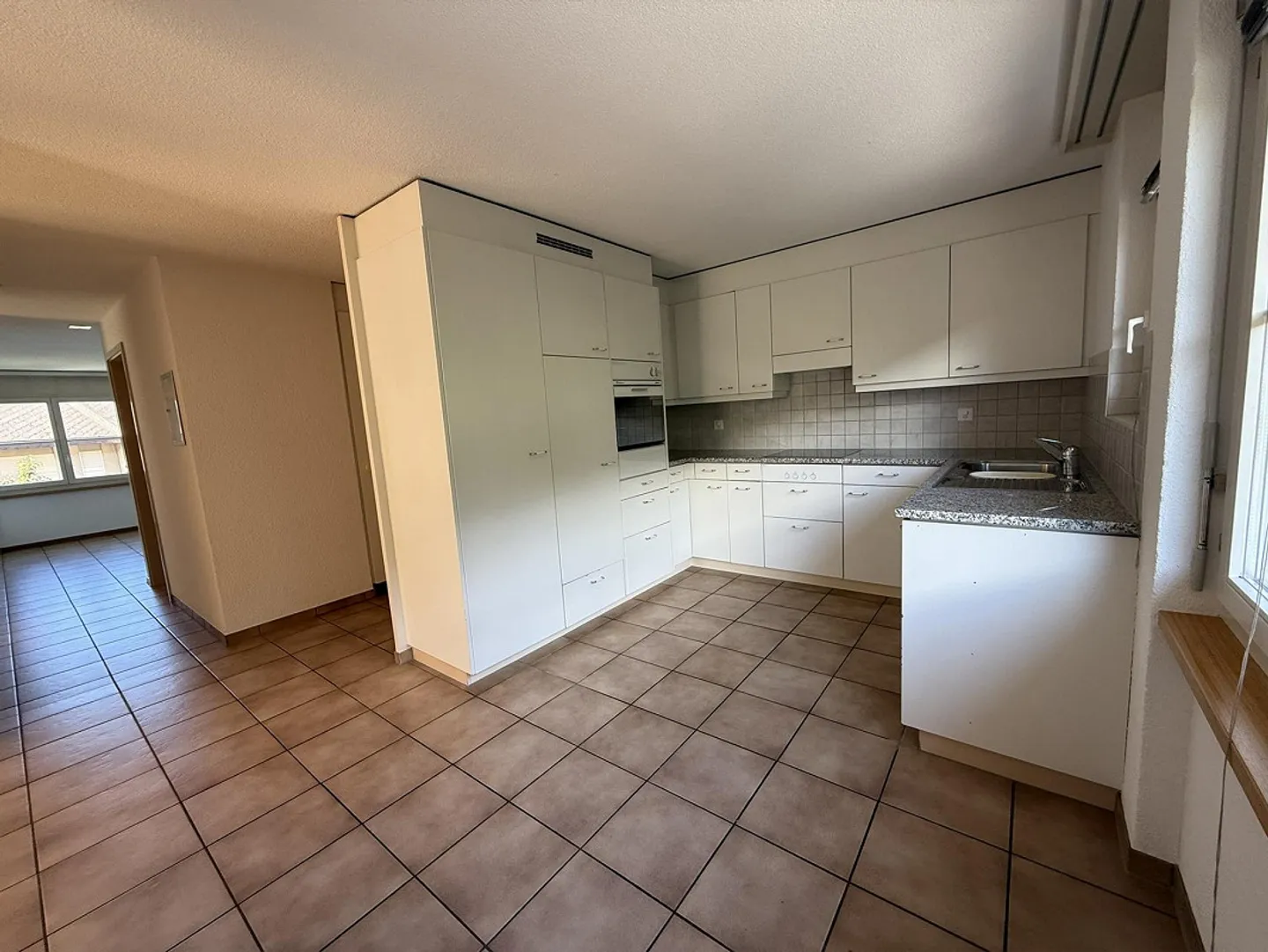 Appartamento accogliente e luminoso di 4,5 stanze a Heimberg - Foto 2 di 13