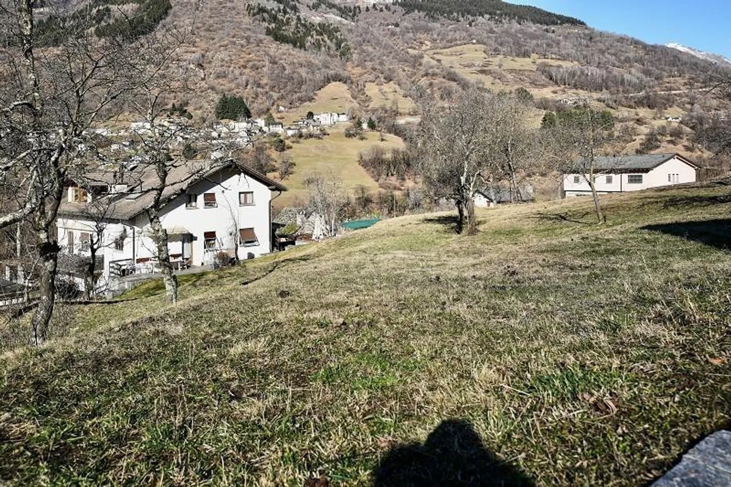 Sonniges Bauland im Bleniotal - Foto 6 von 13