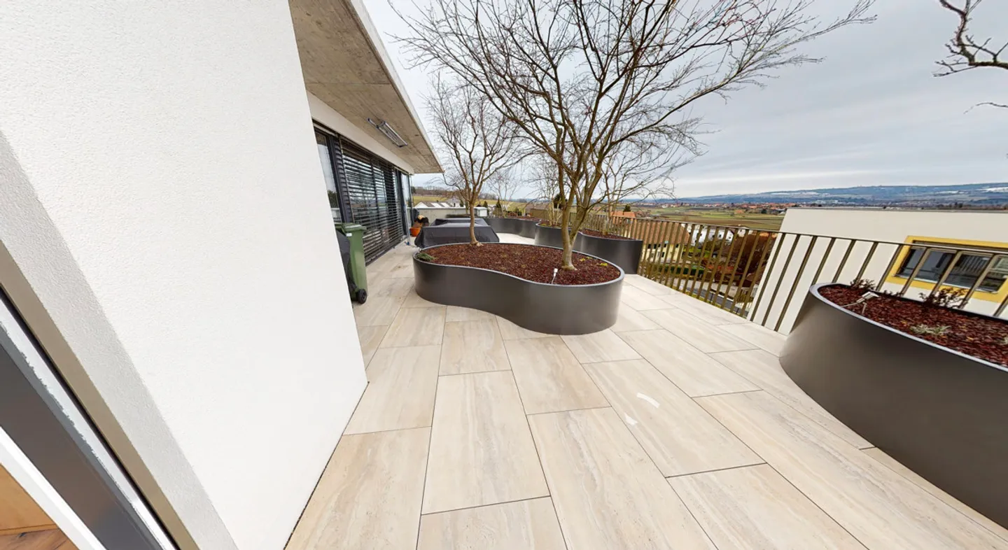 Appartamento Attico Confortevole con Bella Vista sulle Alpi - Foto 1 di 11