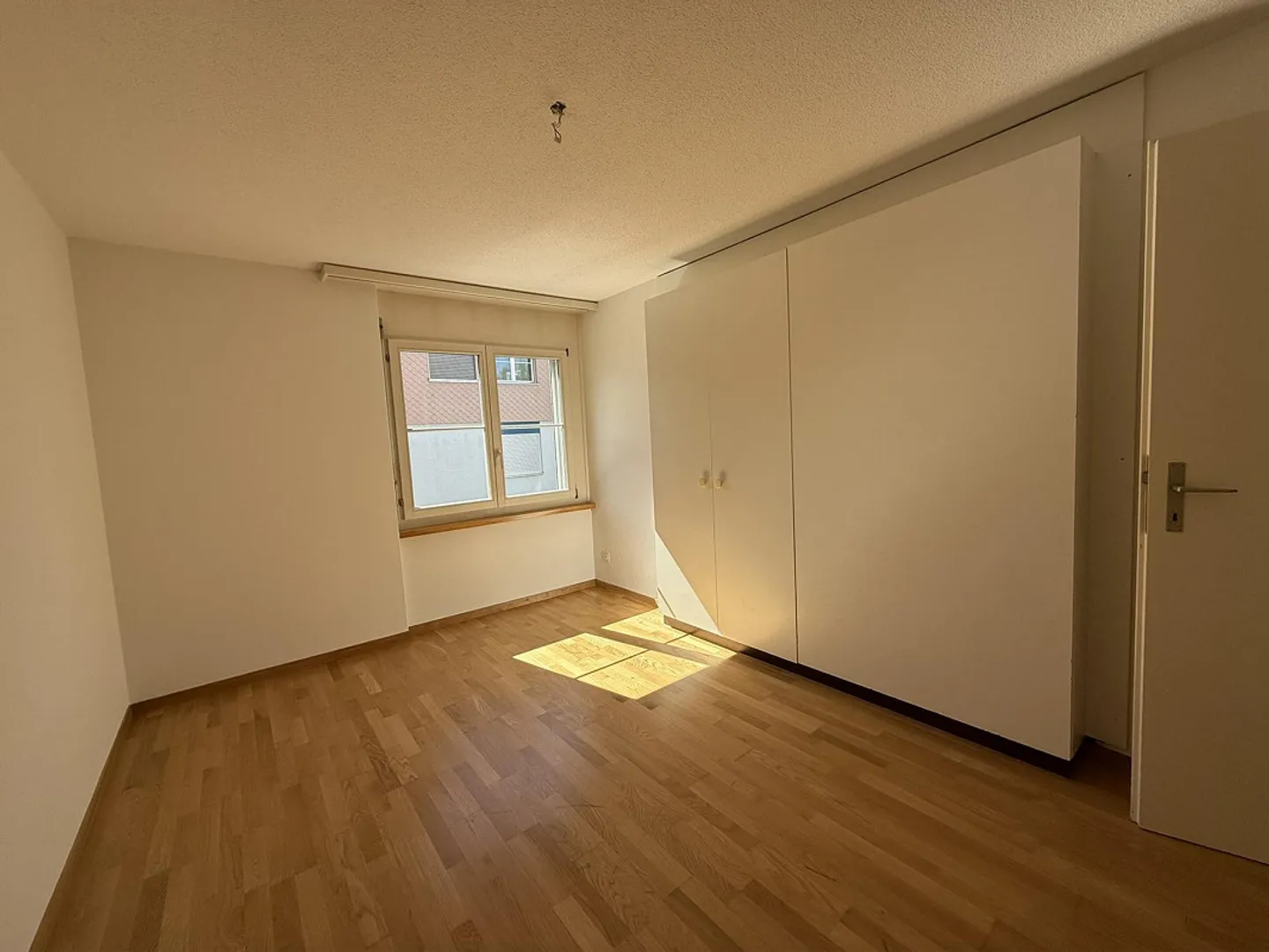 Appartamento accogliente e luminoso di 4,5 stanze a Heimberg - Foto 8 di 13