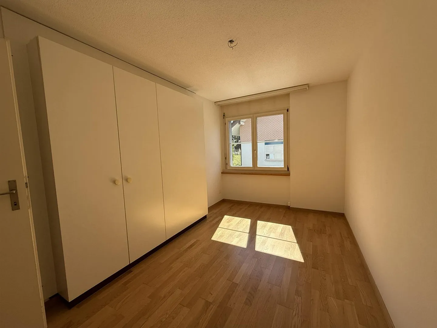 Appartamento accogliente e luminoso di 4,5 stanze a Heimberg - Foto 9 di 13