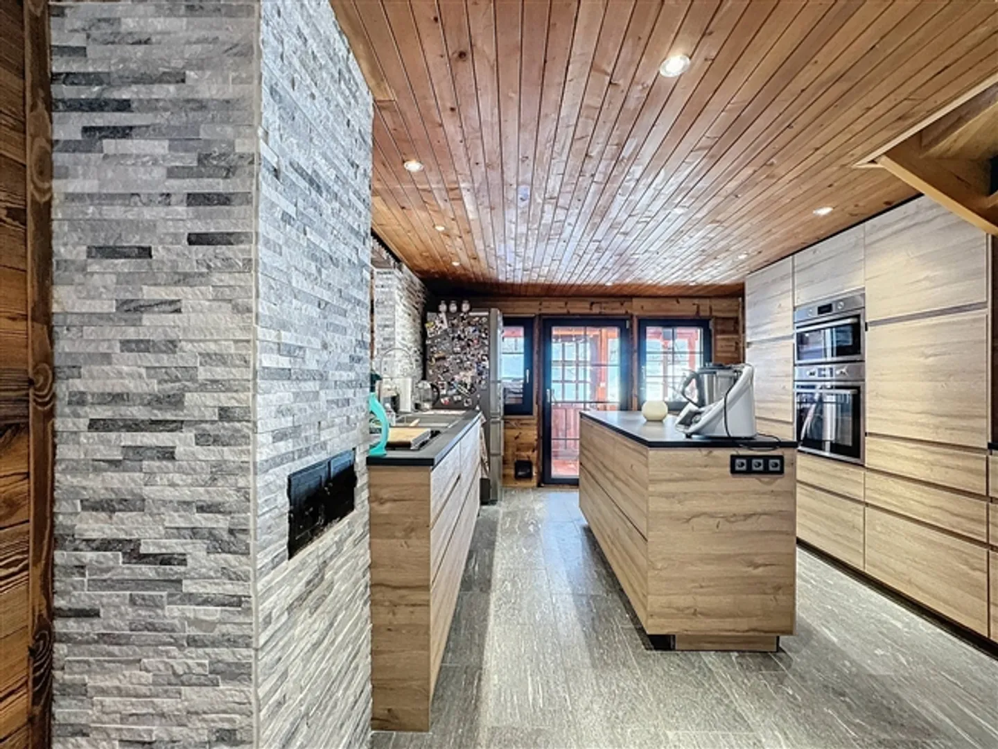 Authentic Renovated 8-Room Chalet - Photo 5 of 13