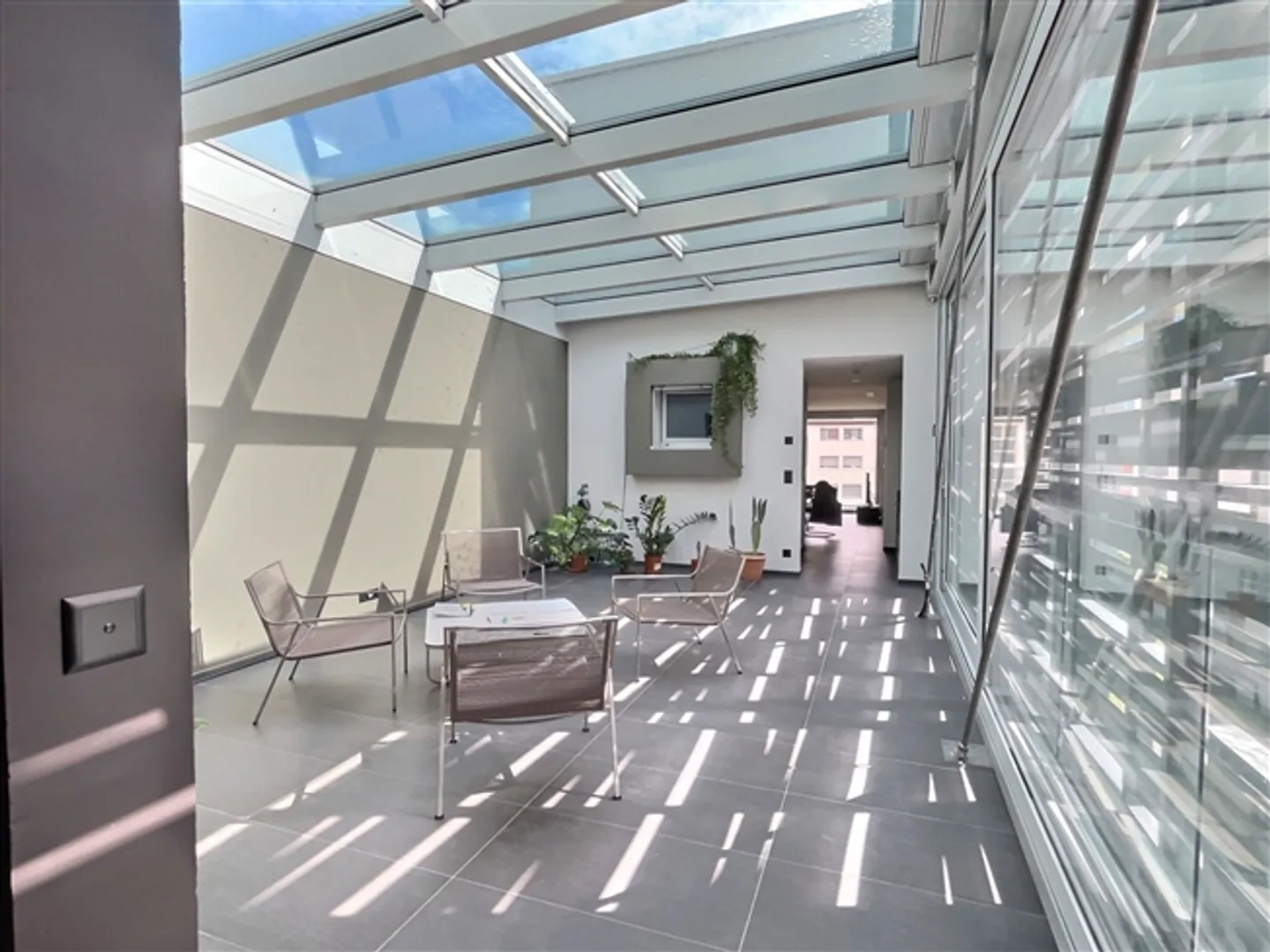 Maisonette moderne et atypique - 4,5 pièces - Photo 1 sur 13