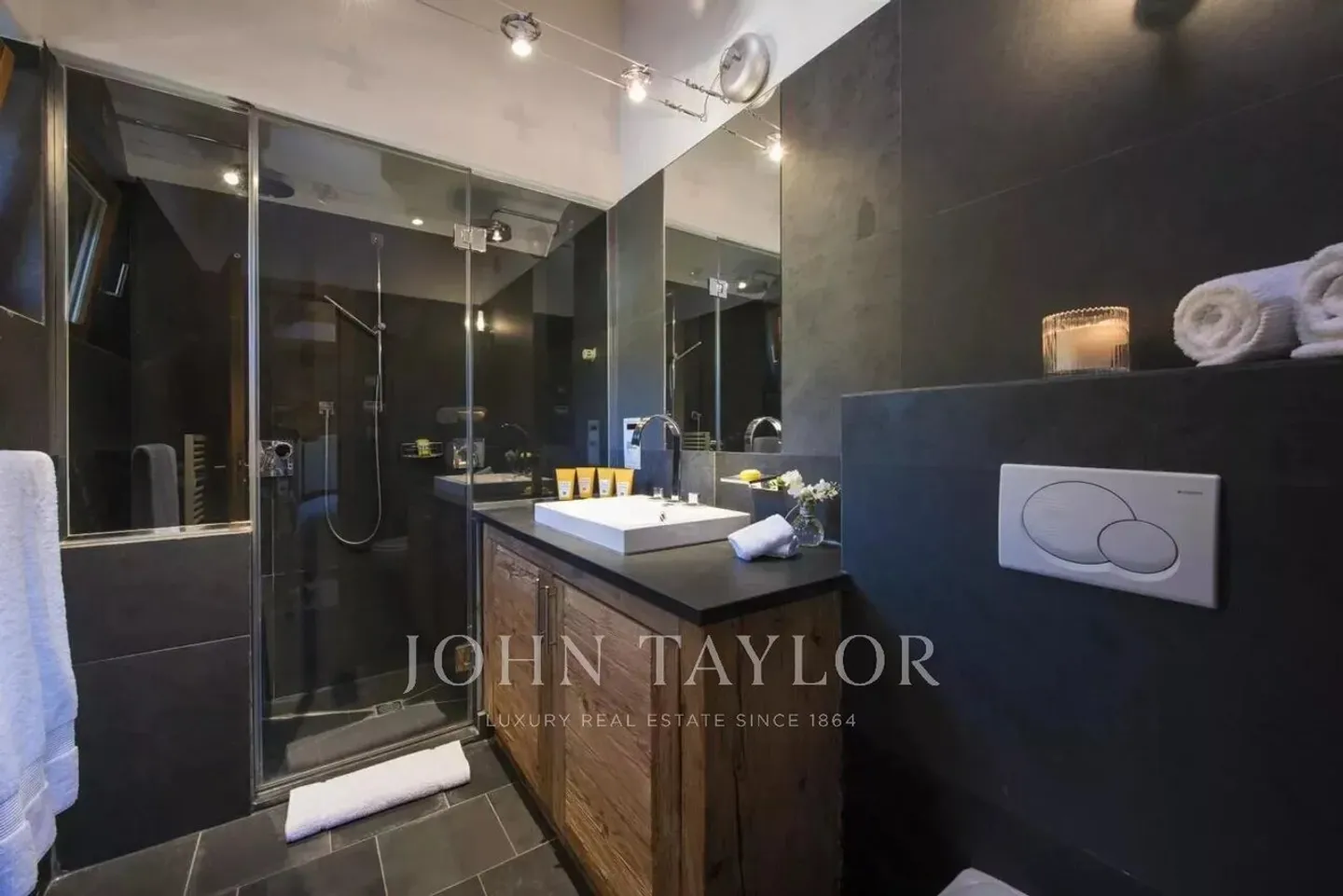 MODERNES PENTHOUSE | 4 SCHLAFZIMMER | 8 SCHLAFPLÄTZE | ZENTRUM VON VERBIER - Foto 5 von 13