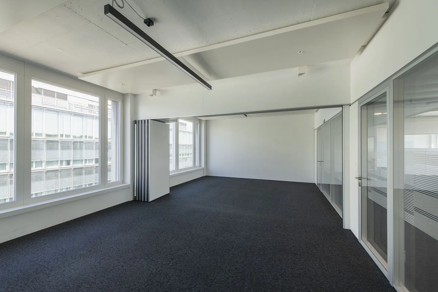 Attractive Plug & Play Office Spaces in Glattpark - Ready for Immediate Occupancy - Photo 9 of 9