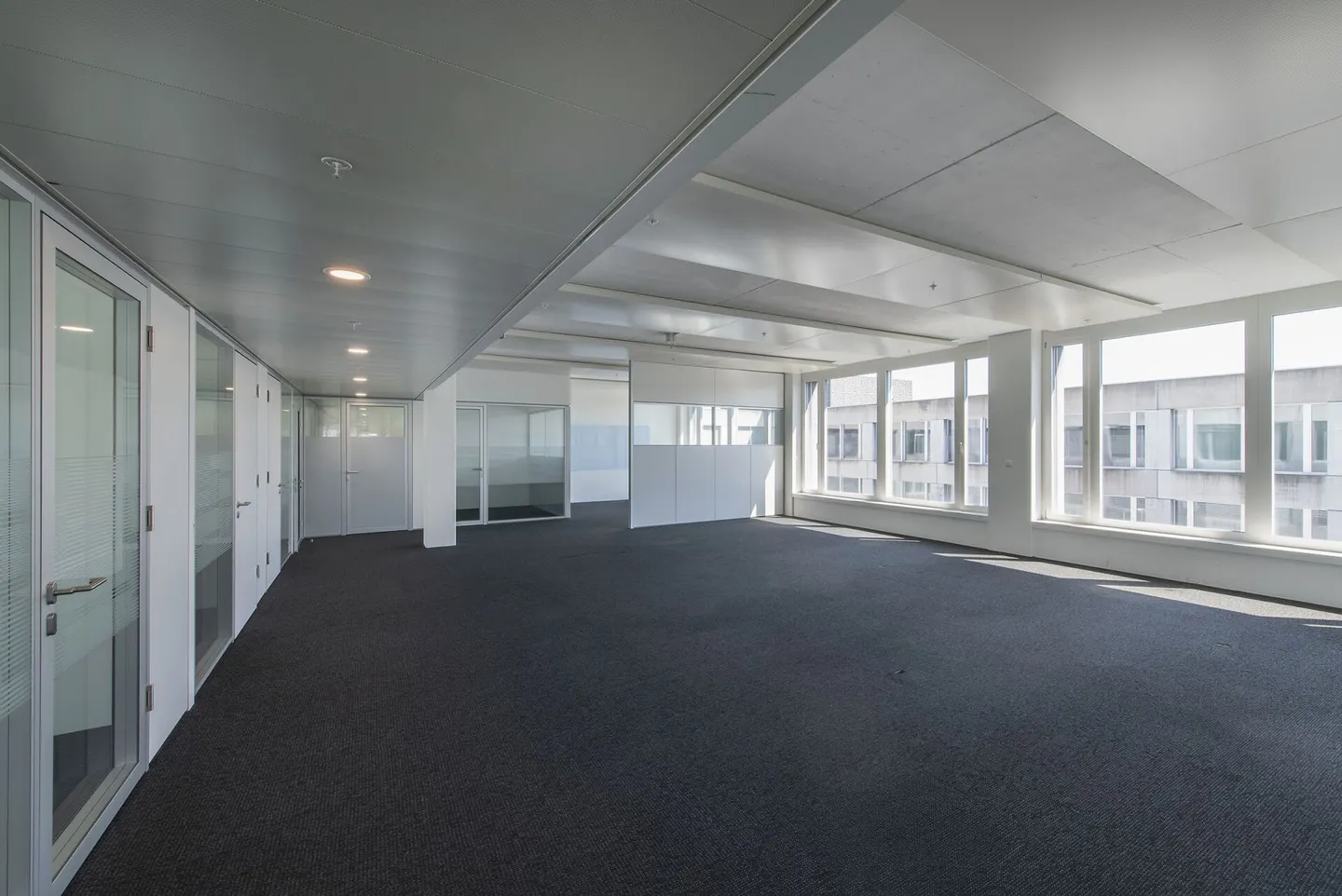 Attractive Plug & Play Office Spaces in Glattpark - Ready for Immediate Occupancy - Photo 7 of 9